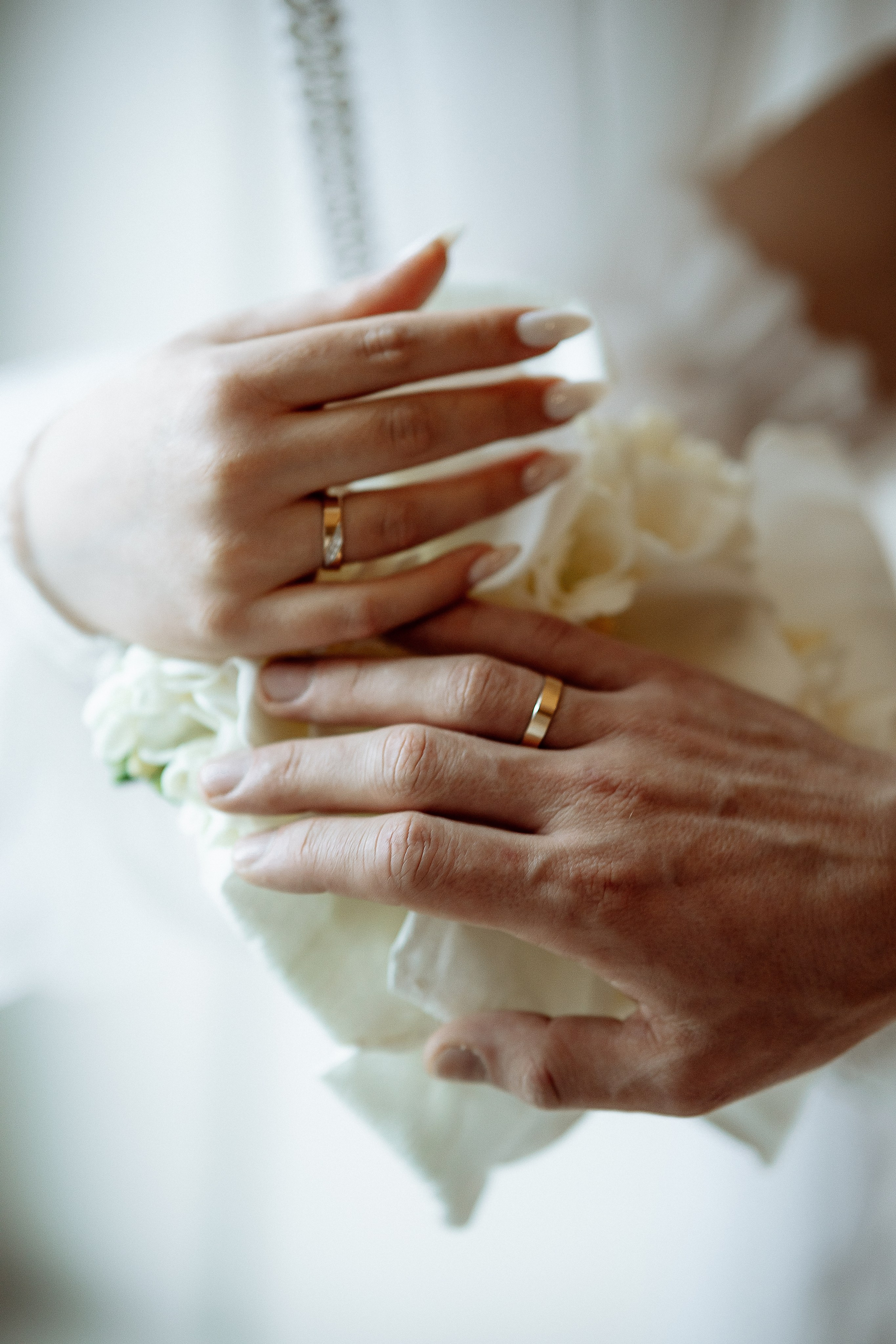 Ślubna sesja zdjęciowa w Muzeum. Свадебный фотограф Варшава Лодзь Польша Елена Юцова
