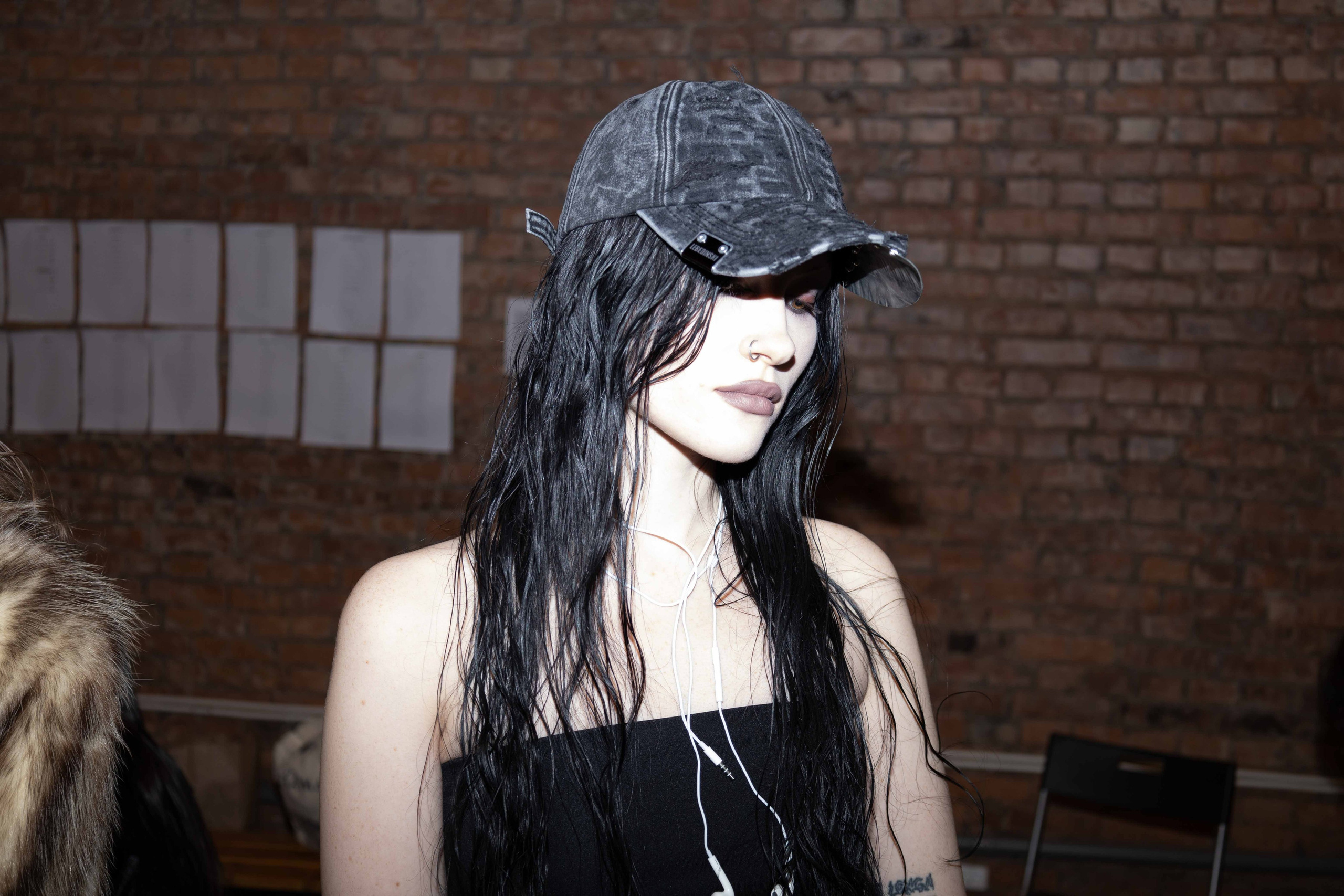 Auxi Backstage. VICTORIA SHU