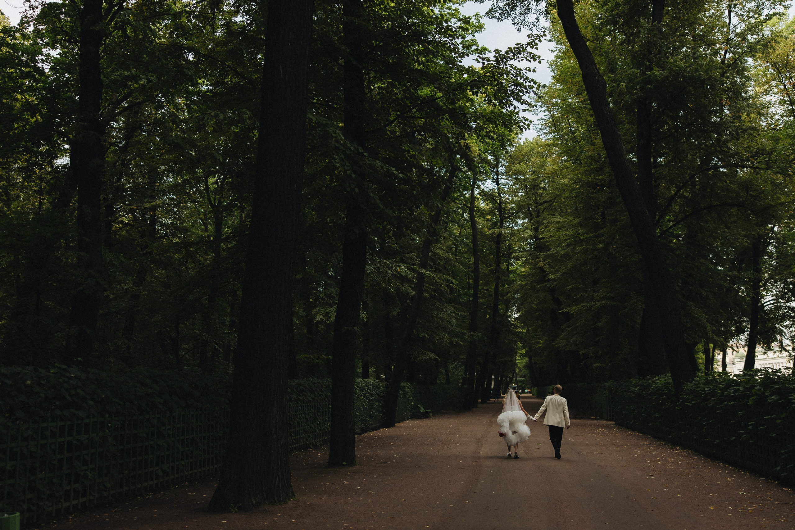 Когда я впервые увидел тебя, этот смех, ты мне напомнила по-моему сразу всех. Свадебный фотограф в Санкт-Петербурге Баженова Алина