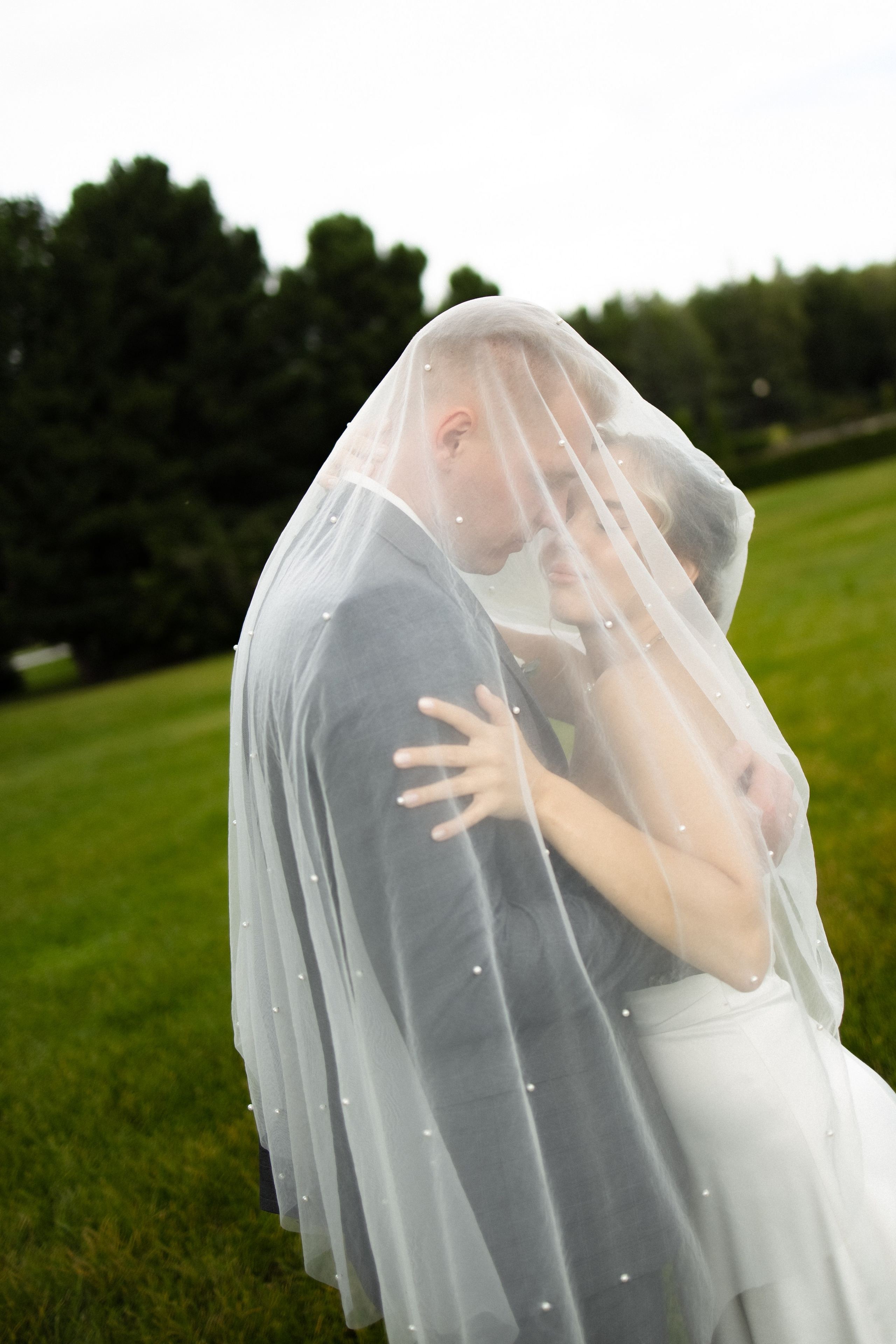 Свадебный фотограф Новосибирск. Свадебный и портретный фотограф в Новосибирске Любовь Исакова