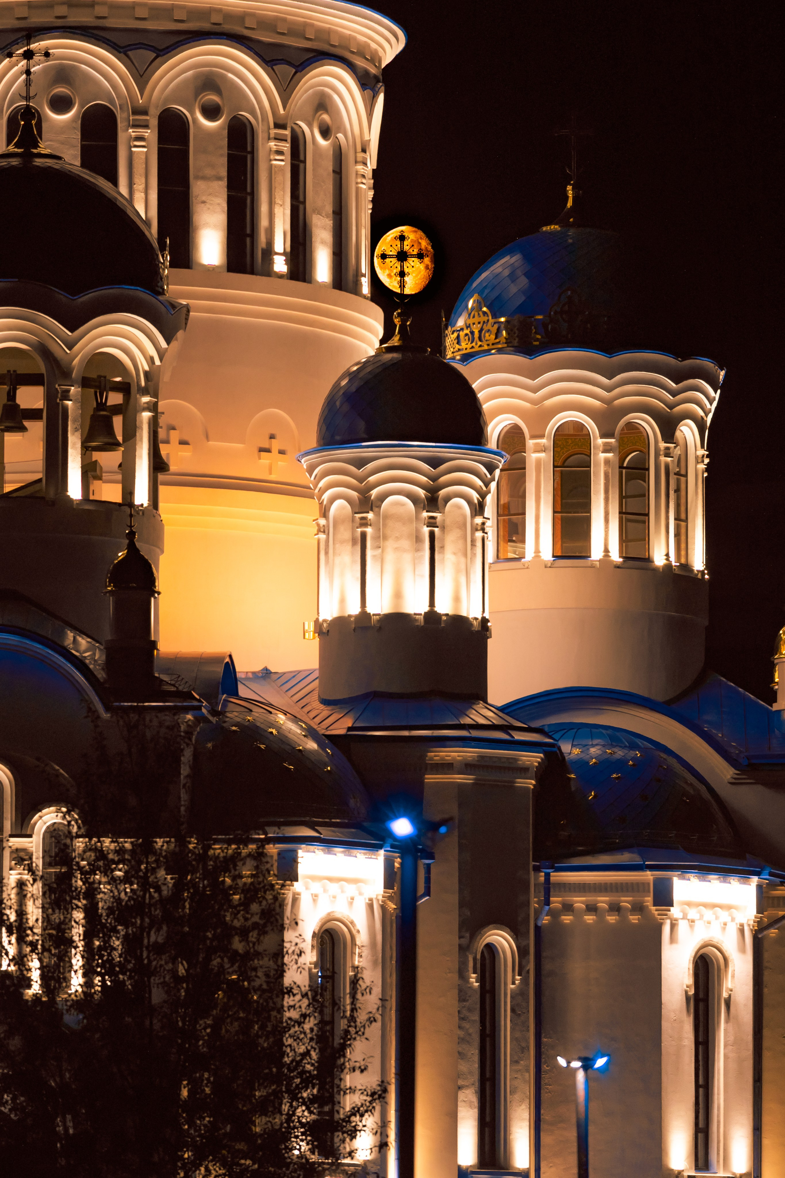 Город в ночи. Фотограф Елена Вишневская (Ушакова) Нефтеюганск, Сургут, Тюмень