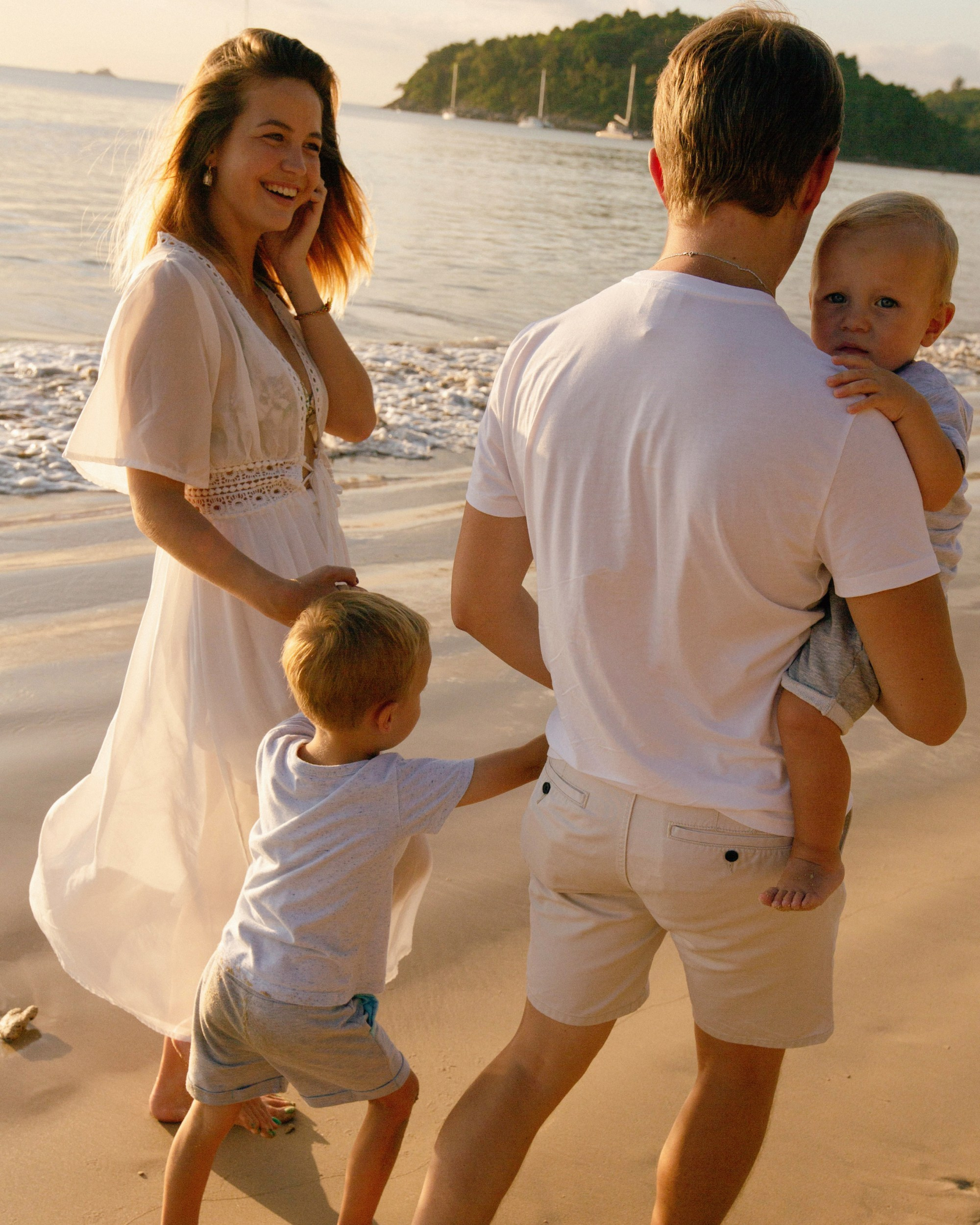 Семейная фотосессия москва. Кизя Мисриева — фотограф: плёнка, цифра. Москва и не только