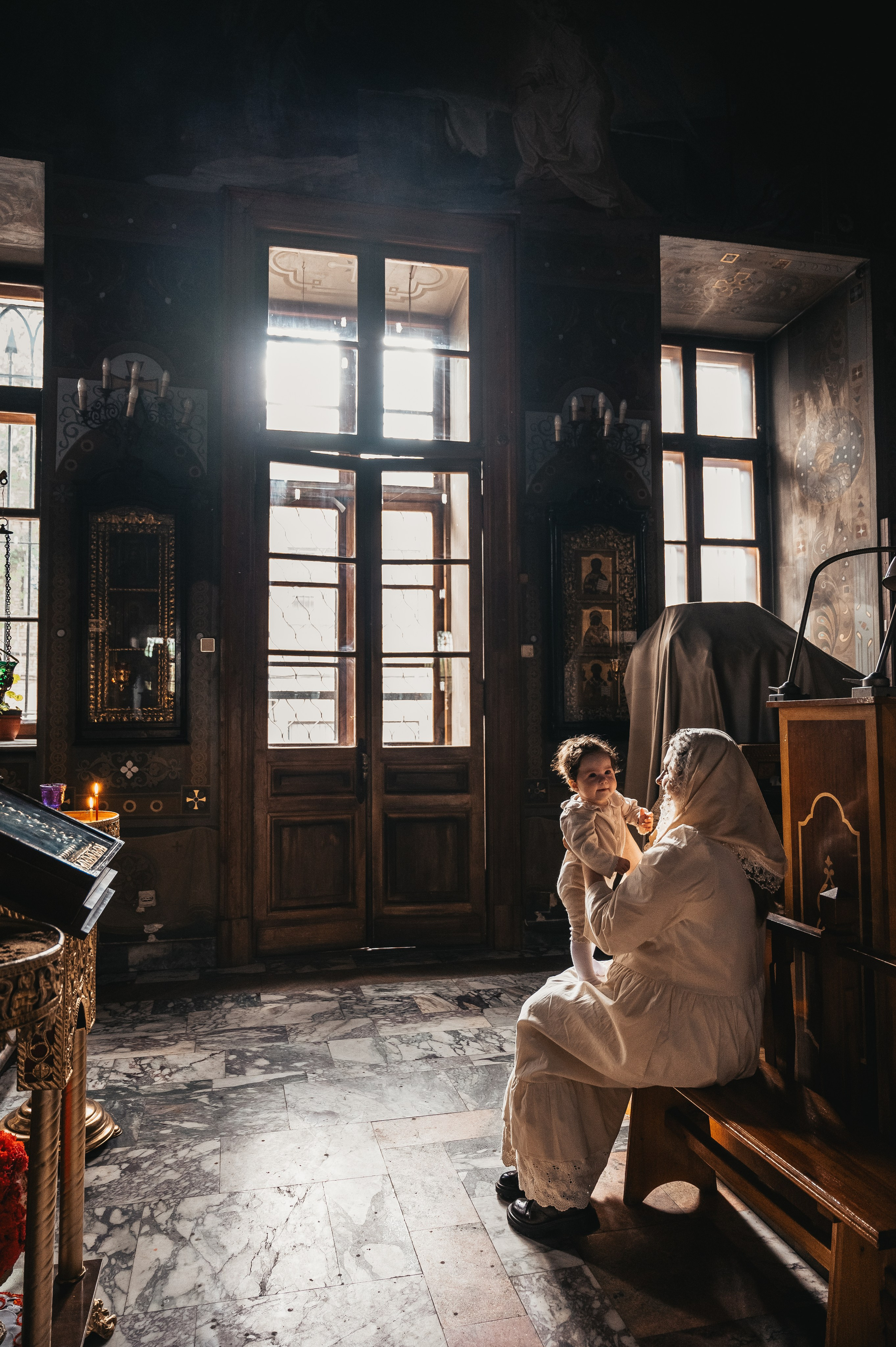 Фотосъёмка крещения. Анастасия Петрович фотограф, фотокорреспондент в Москве и Санкт-Петербурге. Фотосъёмка репортажа, мероприятия, корпоративная съёмка, контент