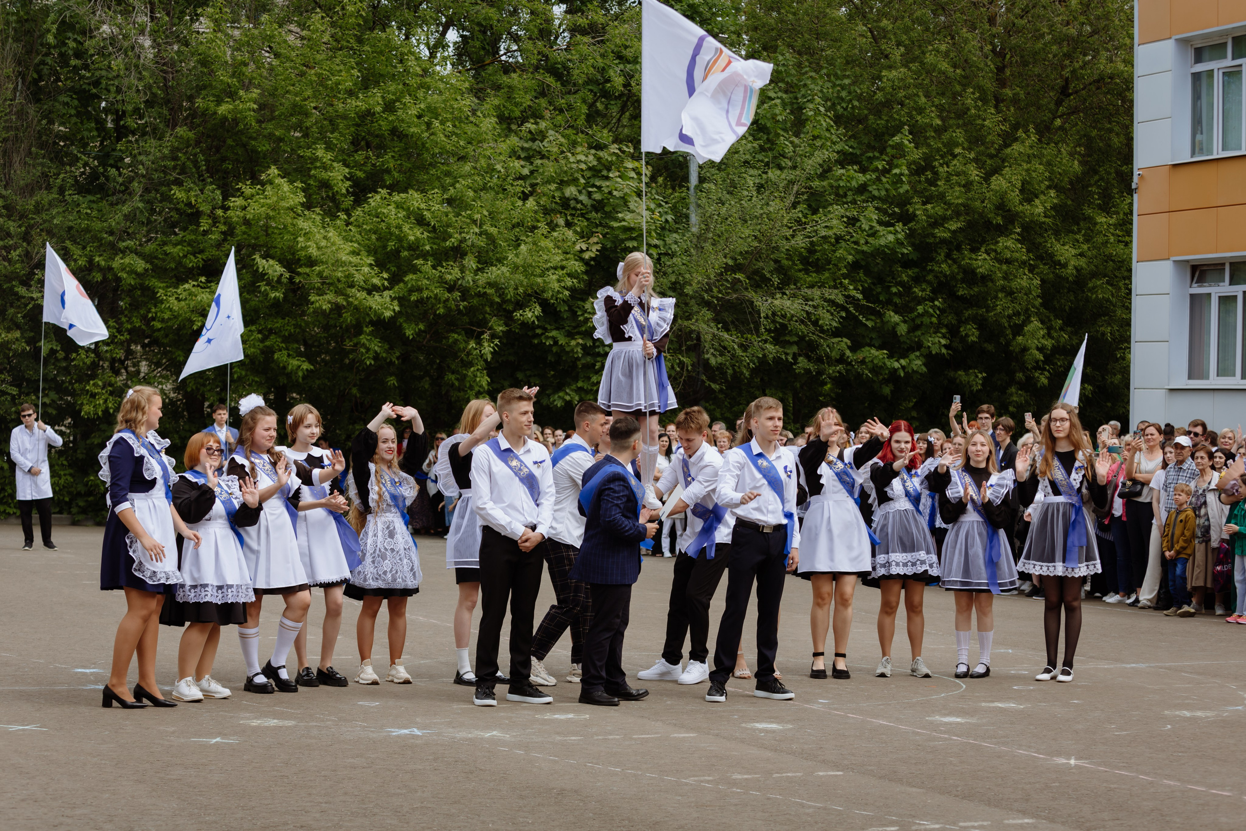 Последний звонок 2024 (3 часа фотосъемки). Профессиональный фотограф Надежда Антонова