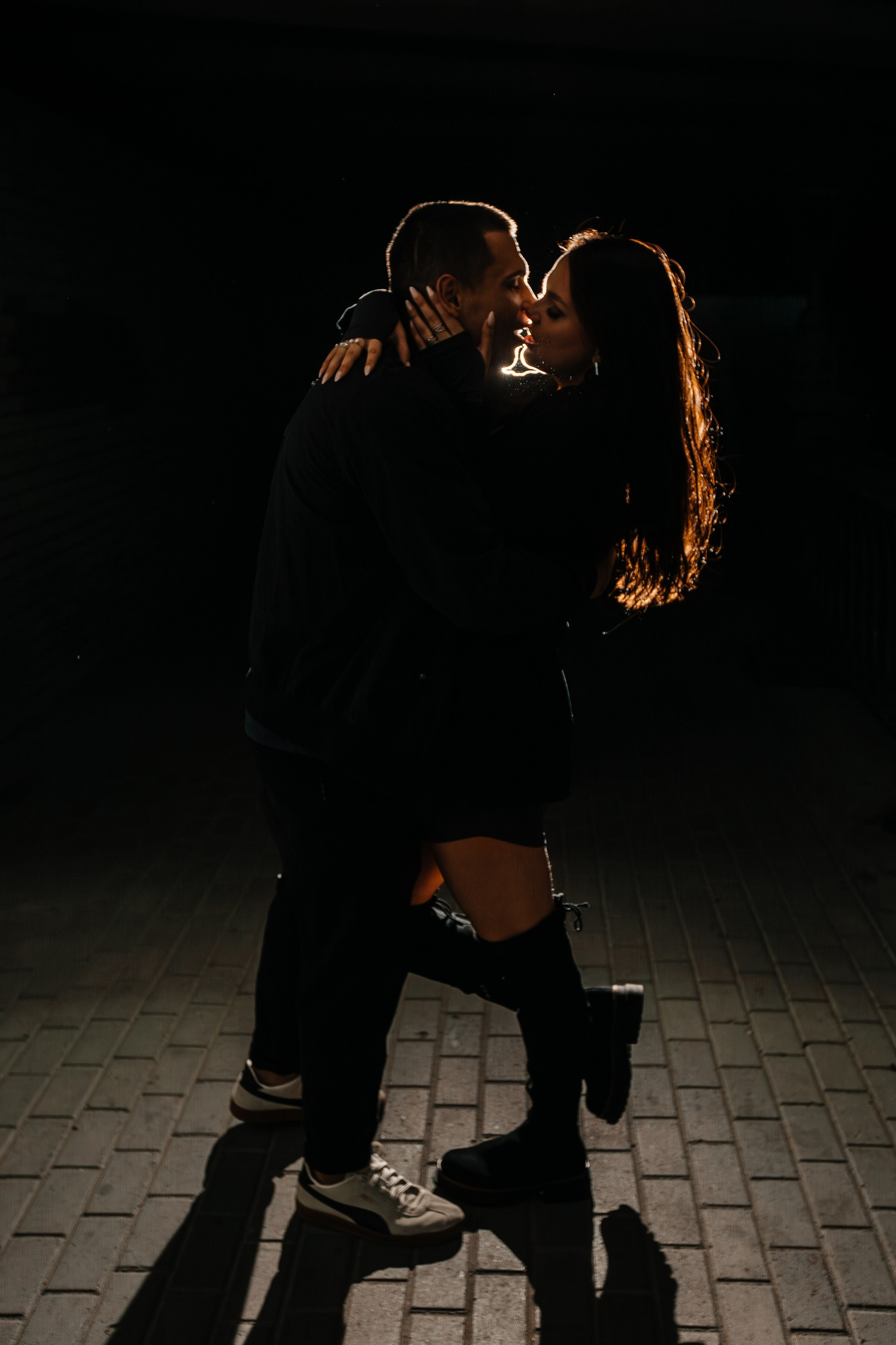 Прогулка по ночному городу. Свадебный фотограф Барнаул Алексей Павлов