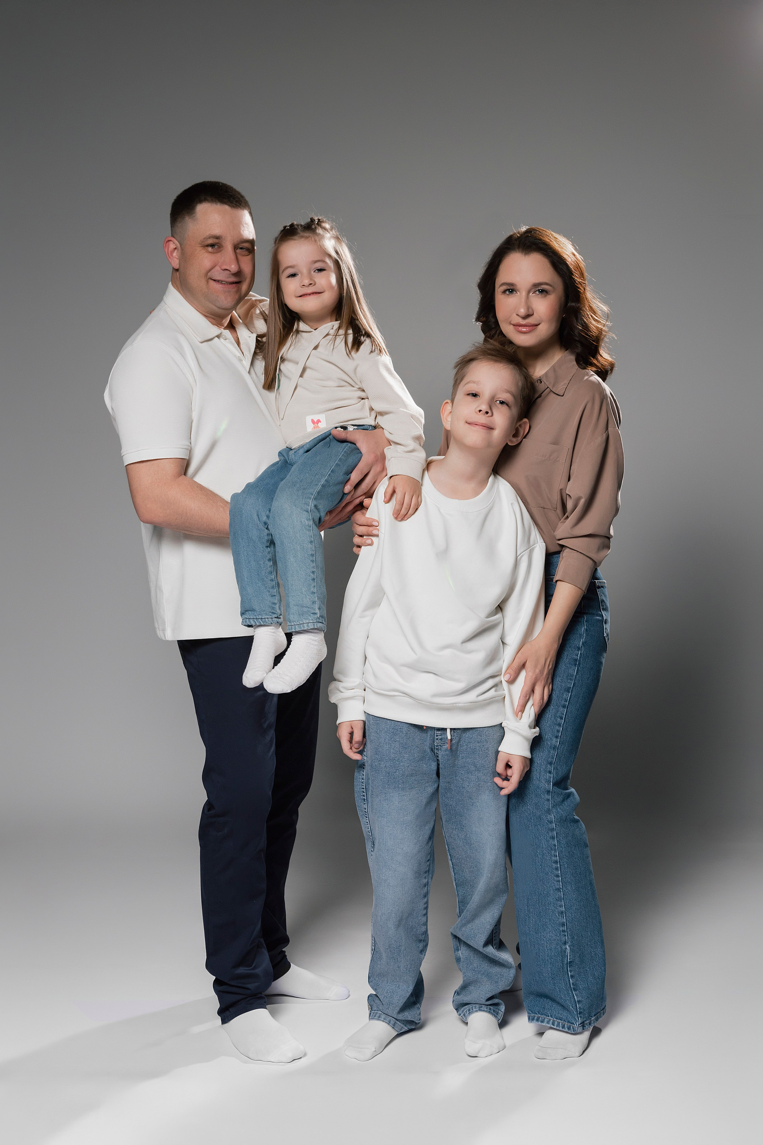 Алена с семьей. Фотограф Лесозаводск/Хабаровск