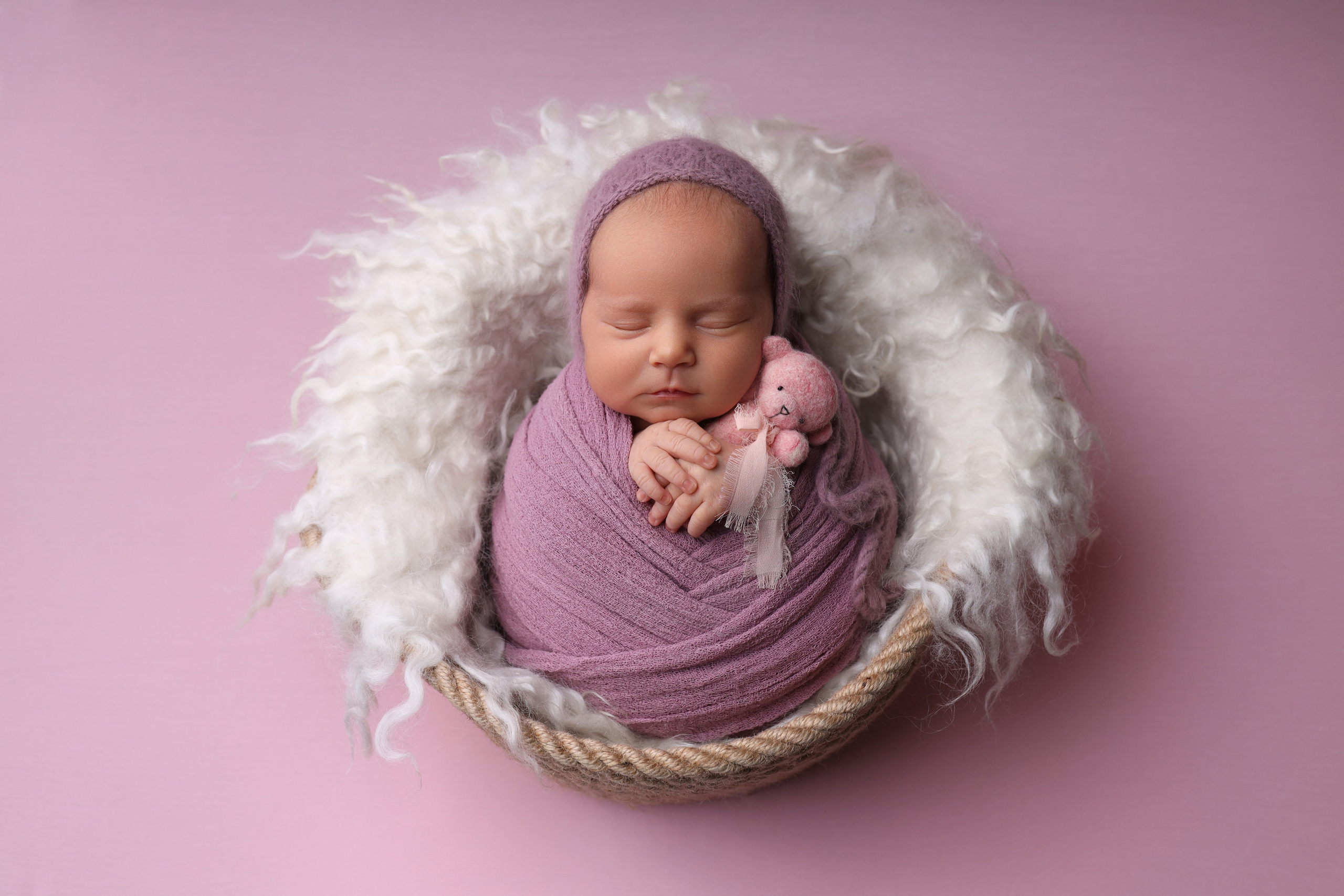 Newborn девочки. Фотограф новорожденных Модяева Ирина