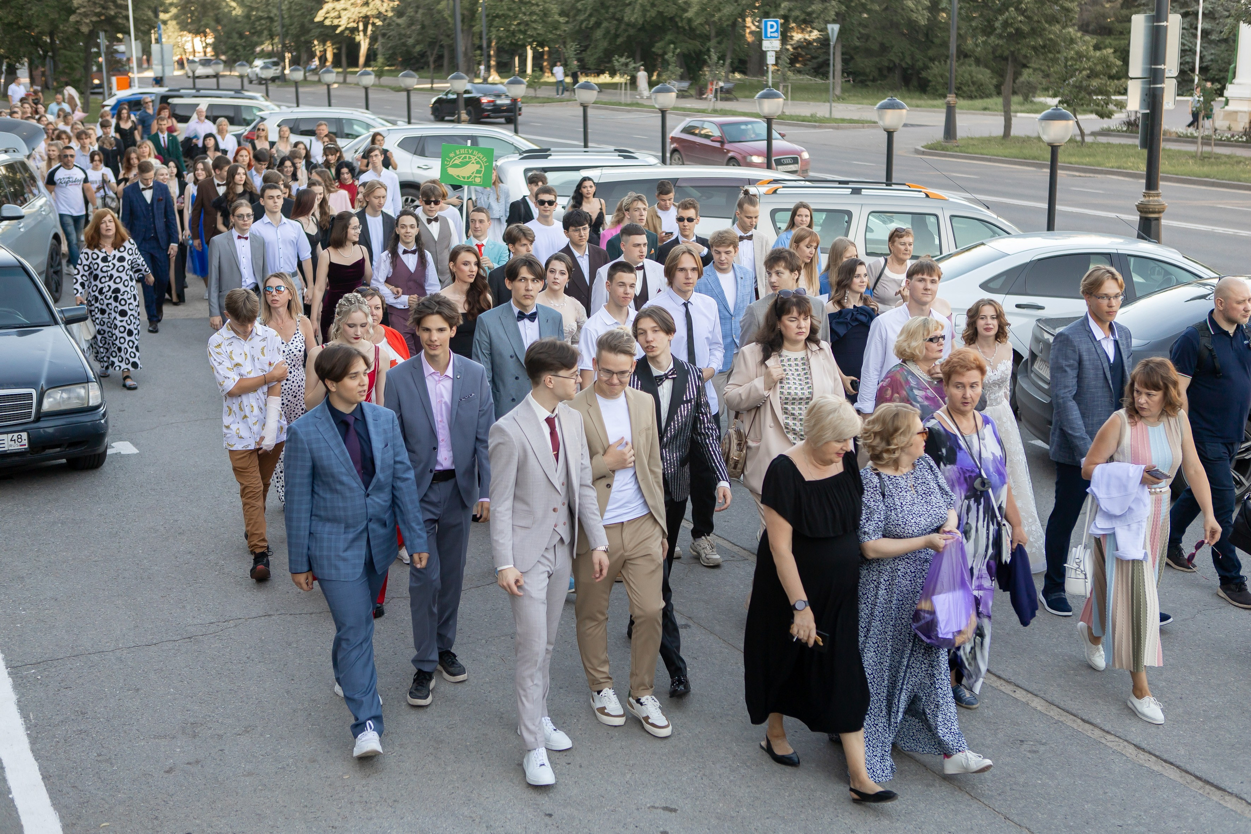 Выпускной Гимназия 12 2024 г. Свадебный и портретный Фотограф в Липецке Дмитрий Котюков