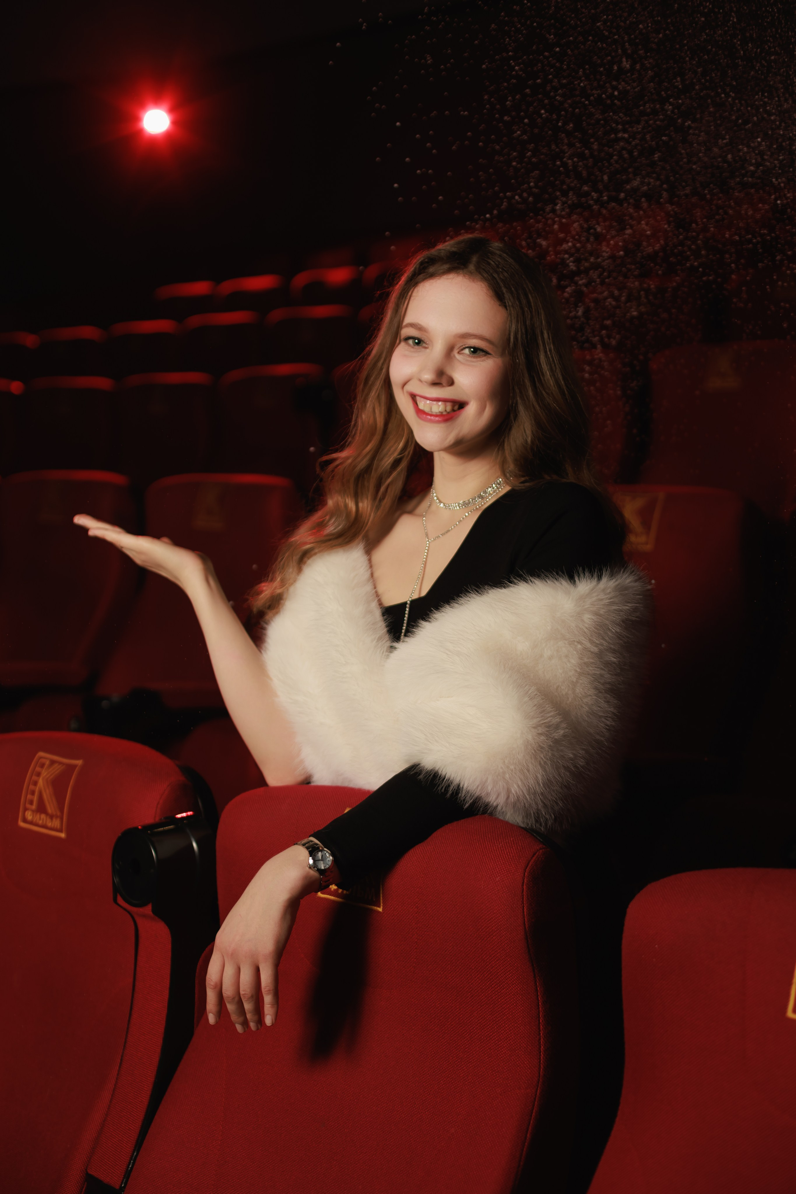 Ph: @aleksandr.spb.ru Md: @dnevzorova Org: @creative_photoday Cinema: @karo. Александр спб ру фотограф