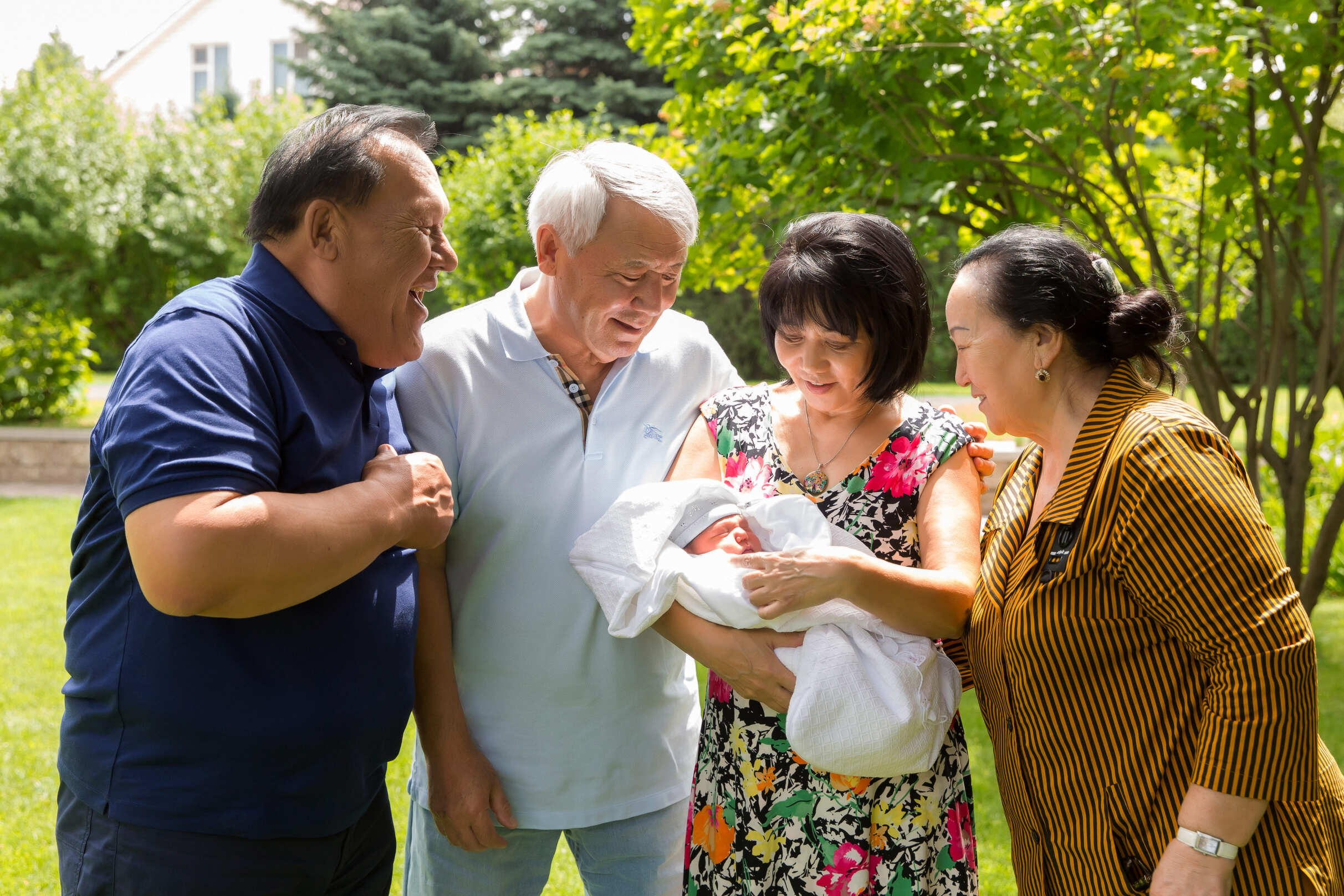 Выписка из роддома Алматы