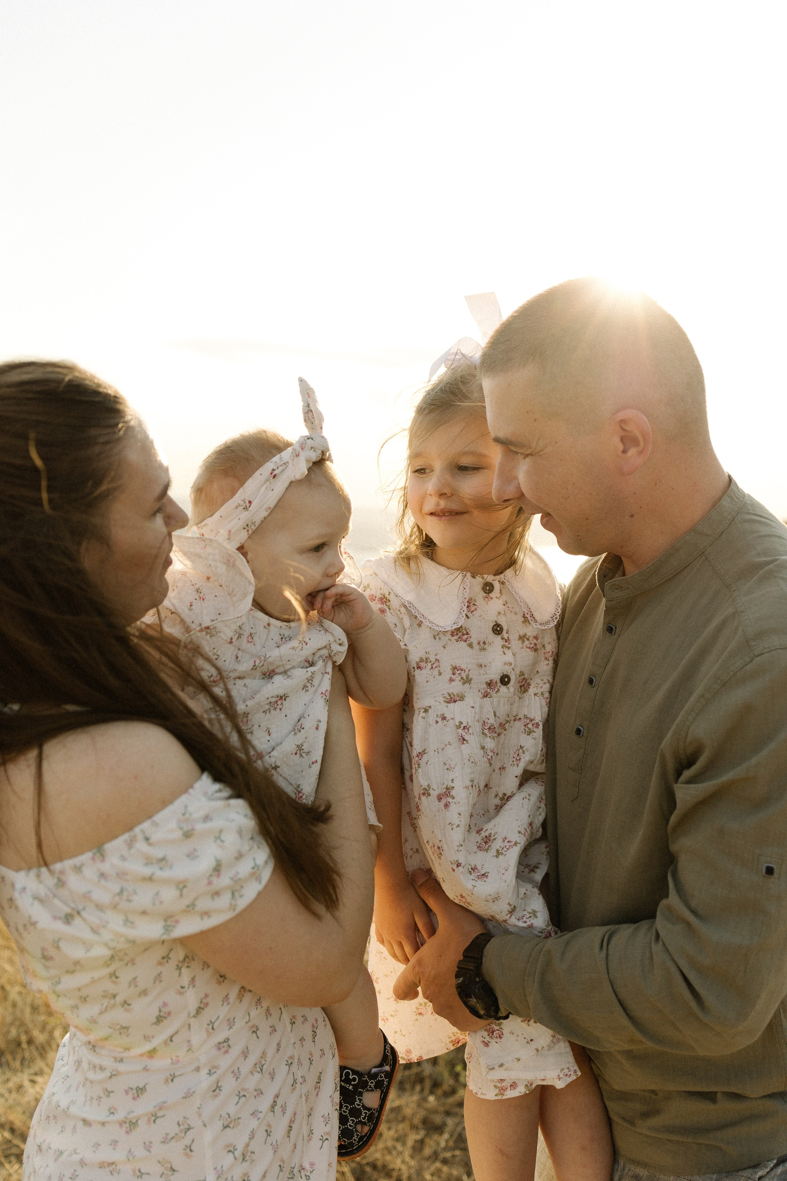 Прогулка Насти и Ксюши. Семейный фотограф Ставрополь Варвара Воробьева