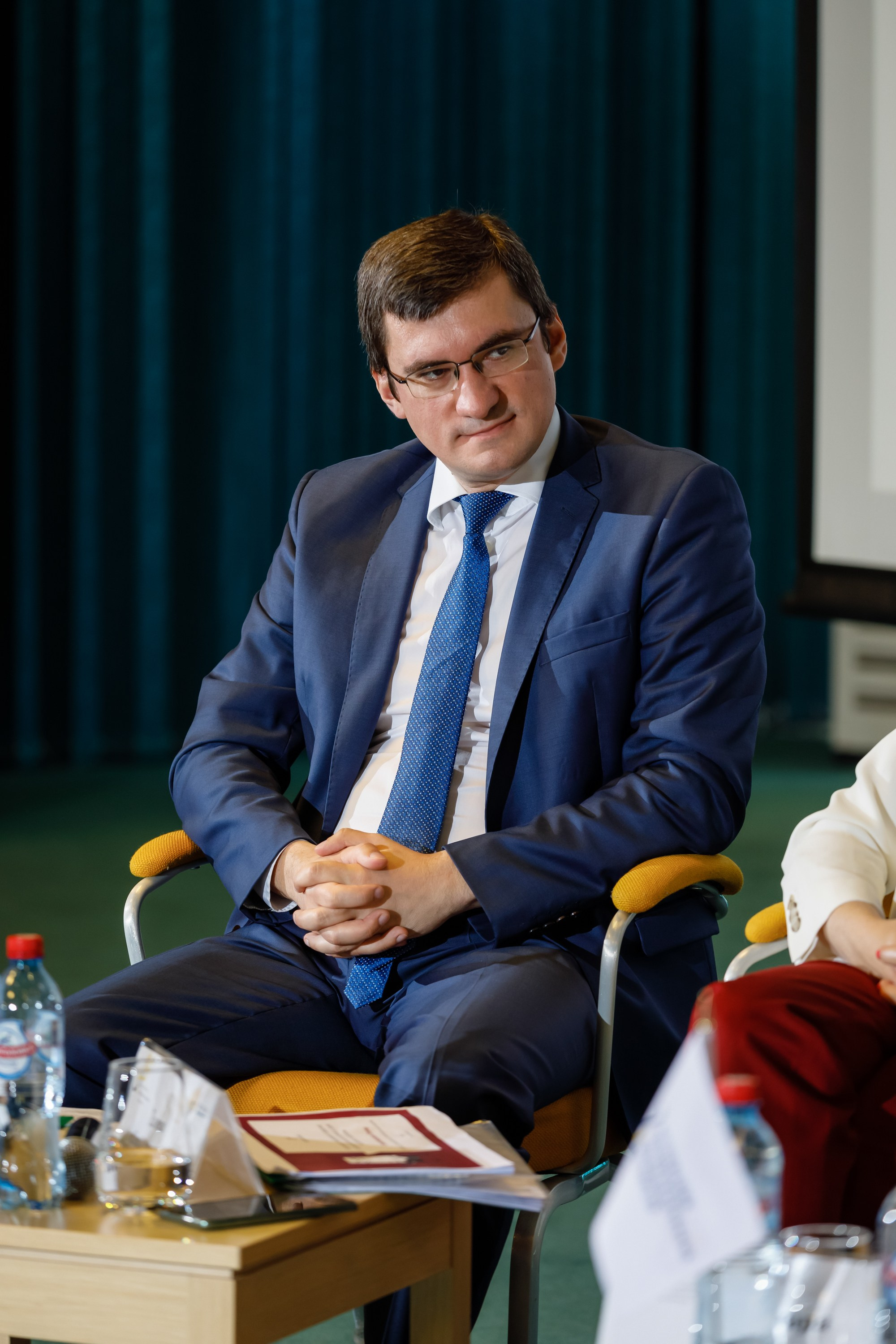 Конференция. COSMOS. Свадебный фотограф в Ярославле Анастасия Архипова