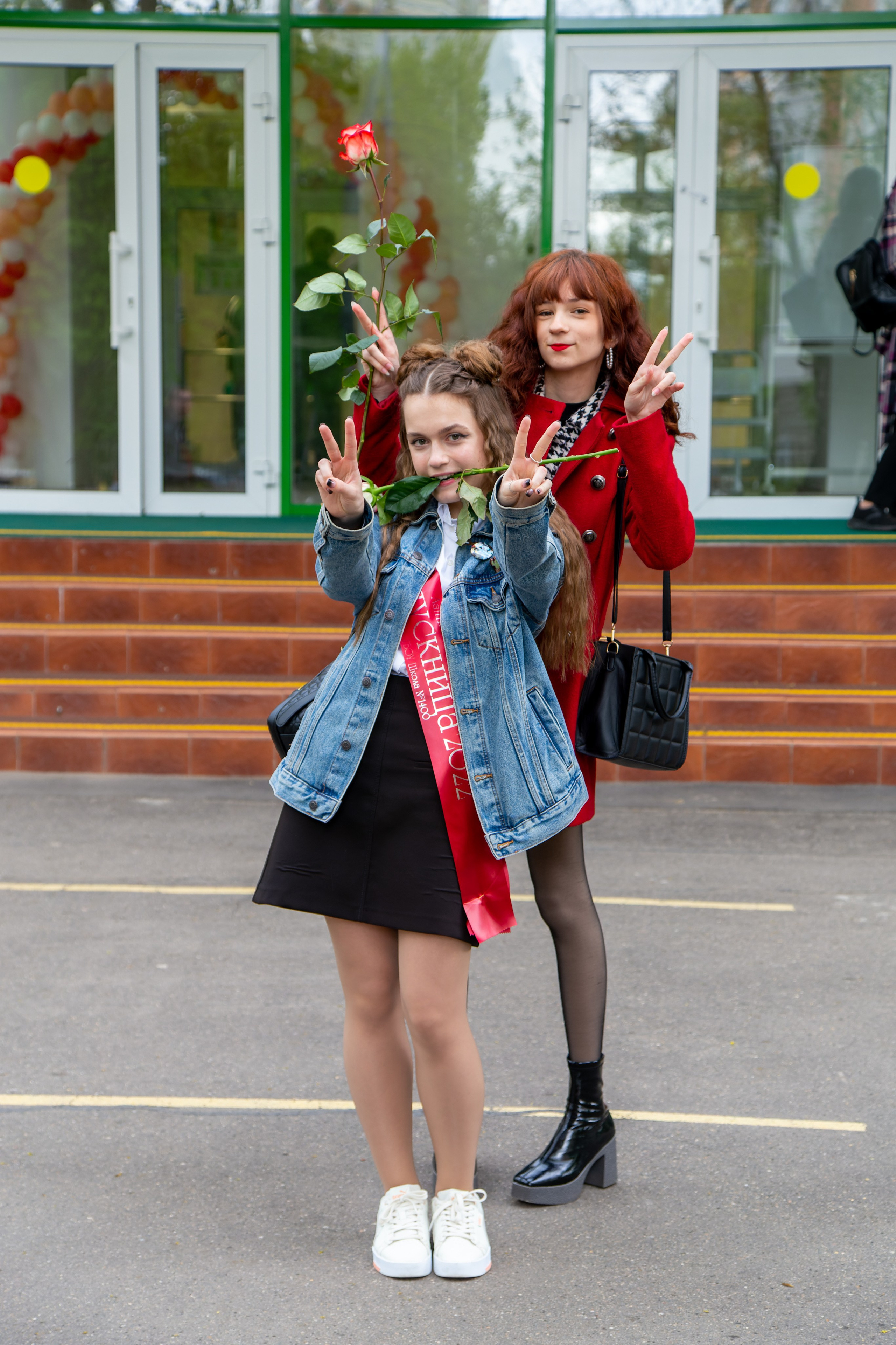 Последний звонок, выпускной в школе. «Студия DRONAVT`s» — видеосъёмка и фотография г. Москва