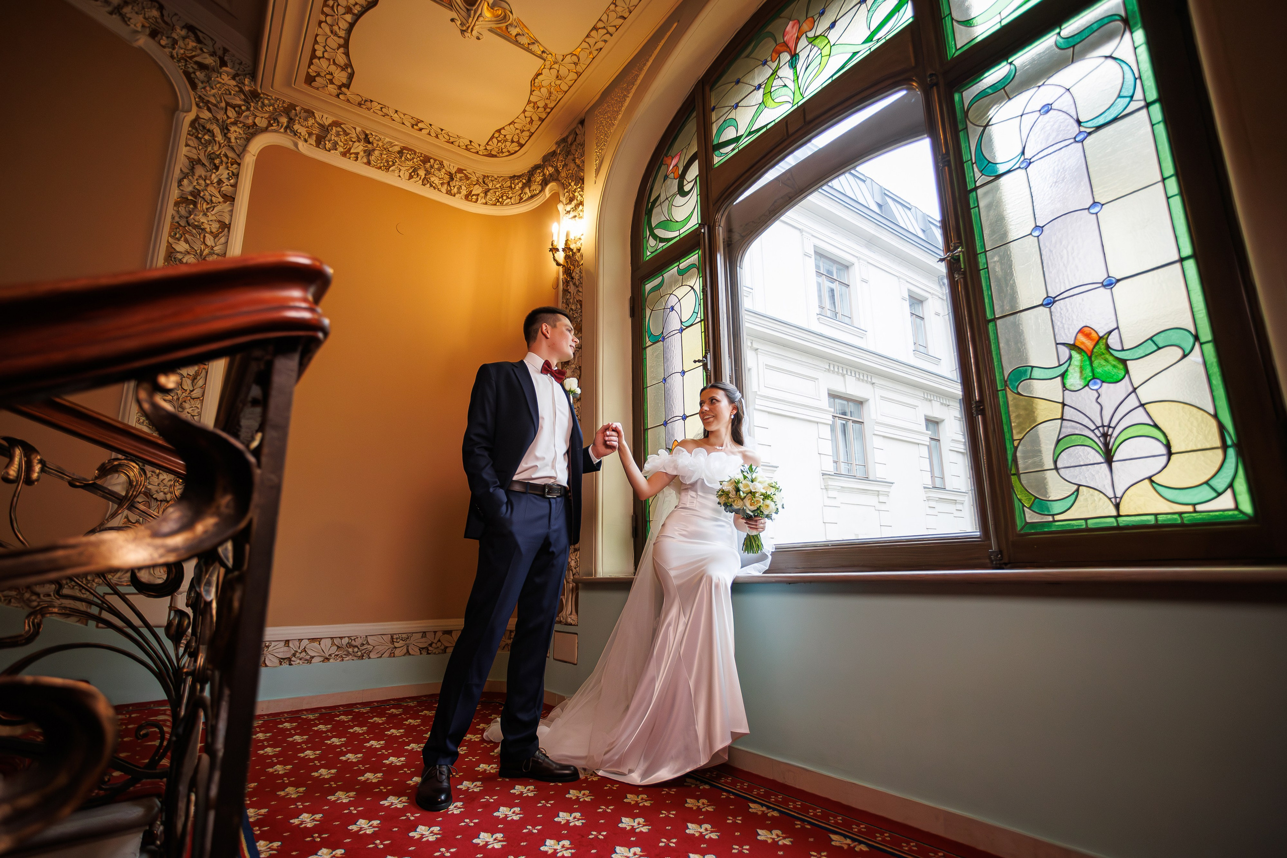 Свадебная фотосессия и сборы в гостинице Националь. Свадебный фотограф Москва и МО Сергей Киржаев