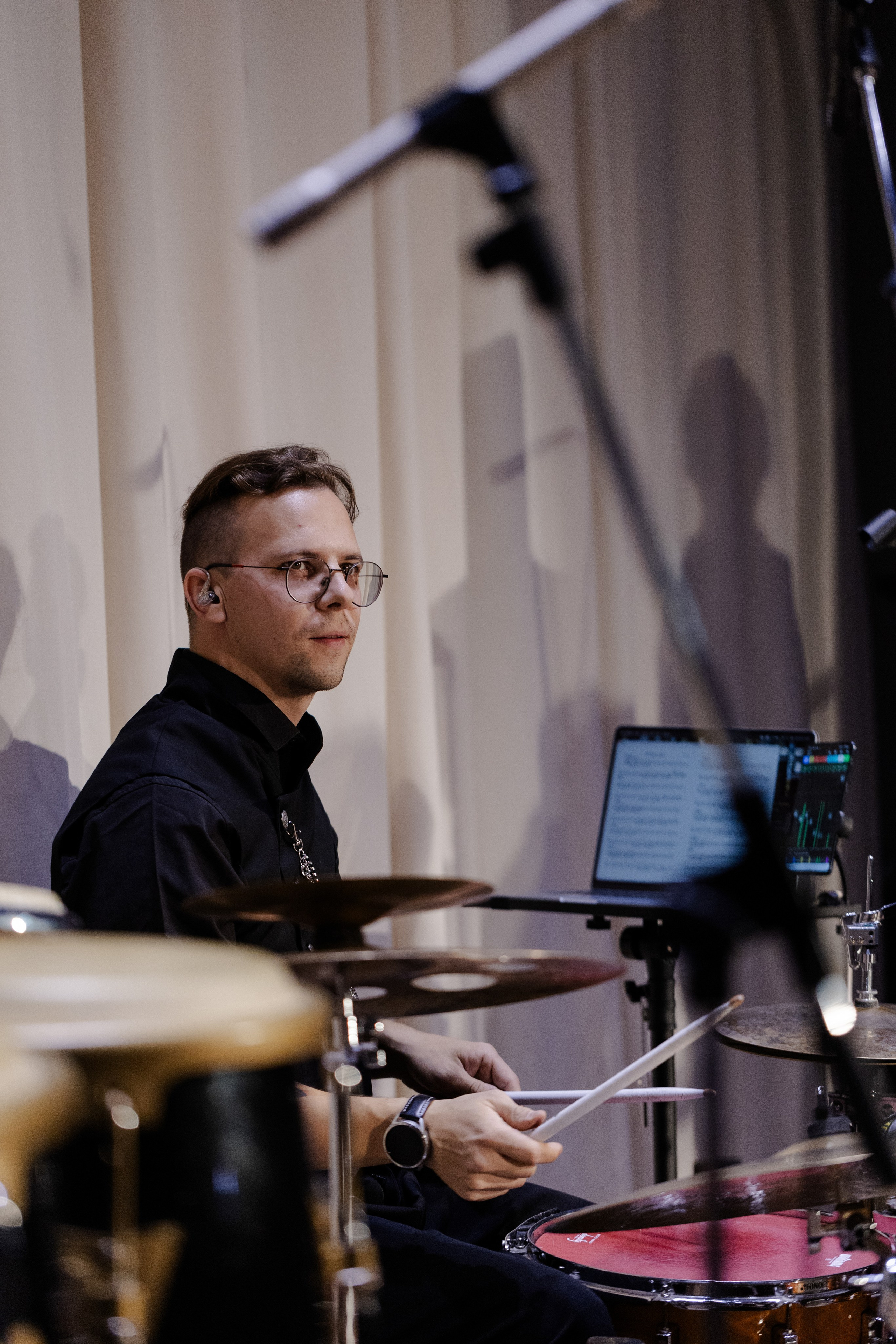 Сольный концерт 4.10. СУРОВЦЕВА project. Эстрадно-народный кавер-бэнд