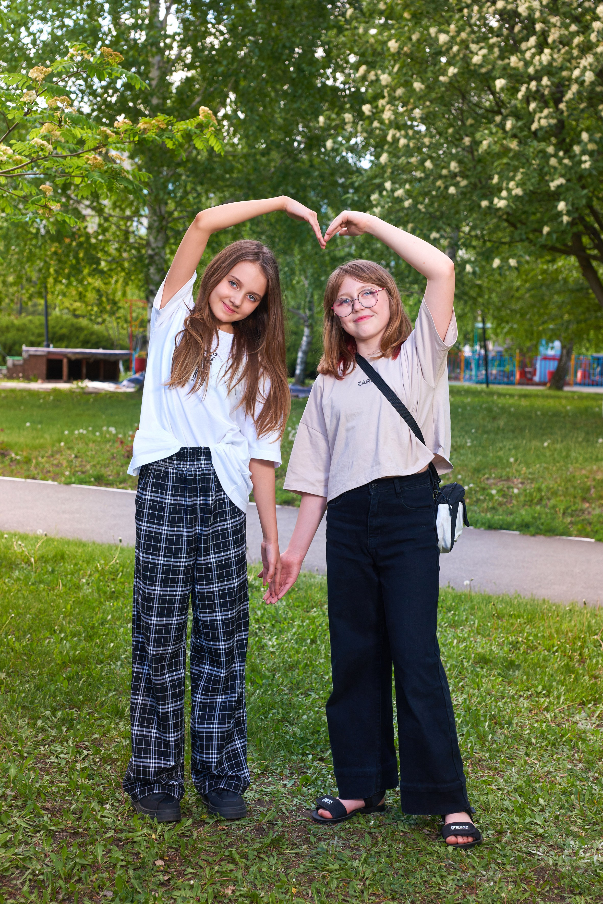 Съёмка в парке весной. 4 класс. 2024. Childrenfoto.ru