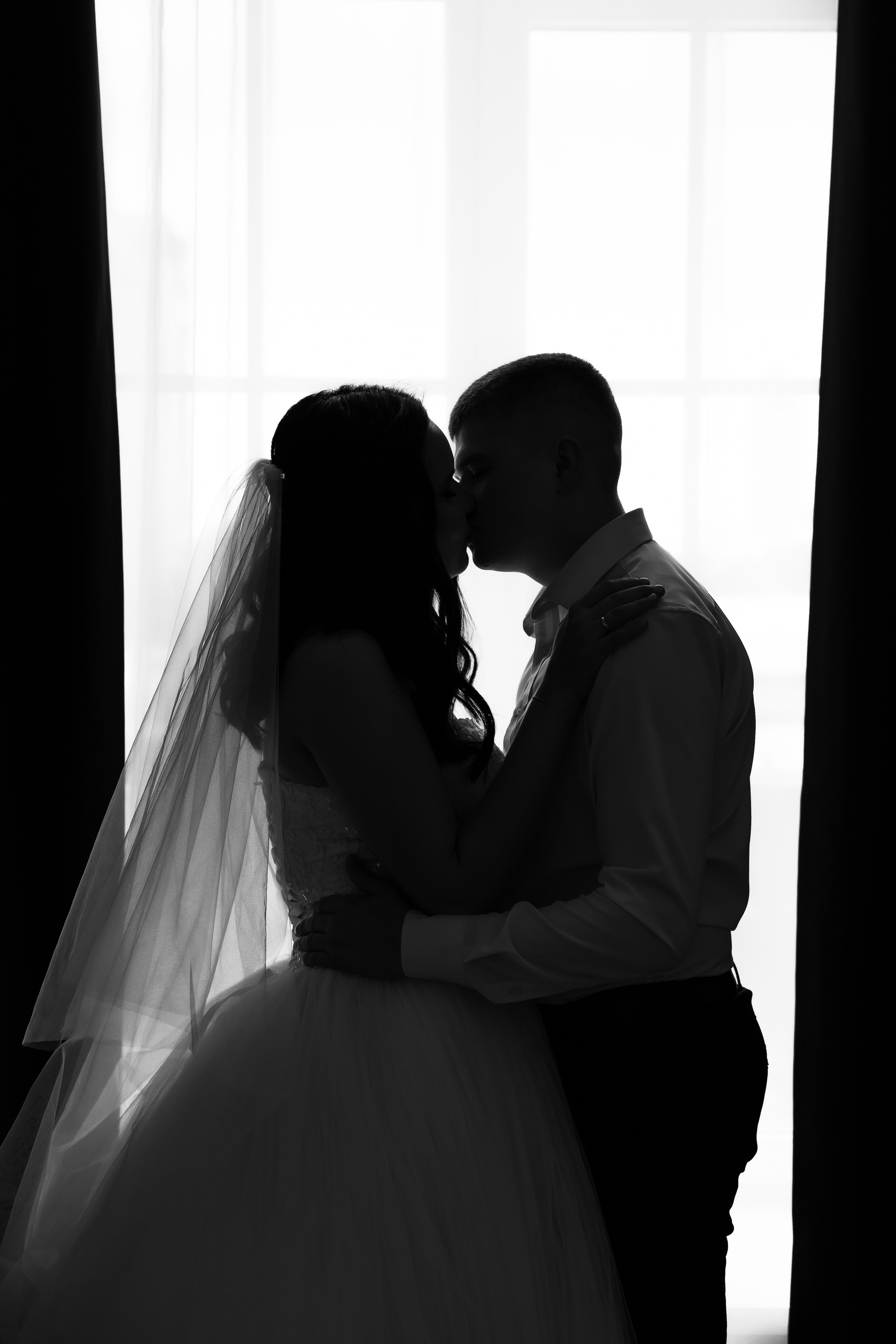 Михаил и Полина