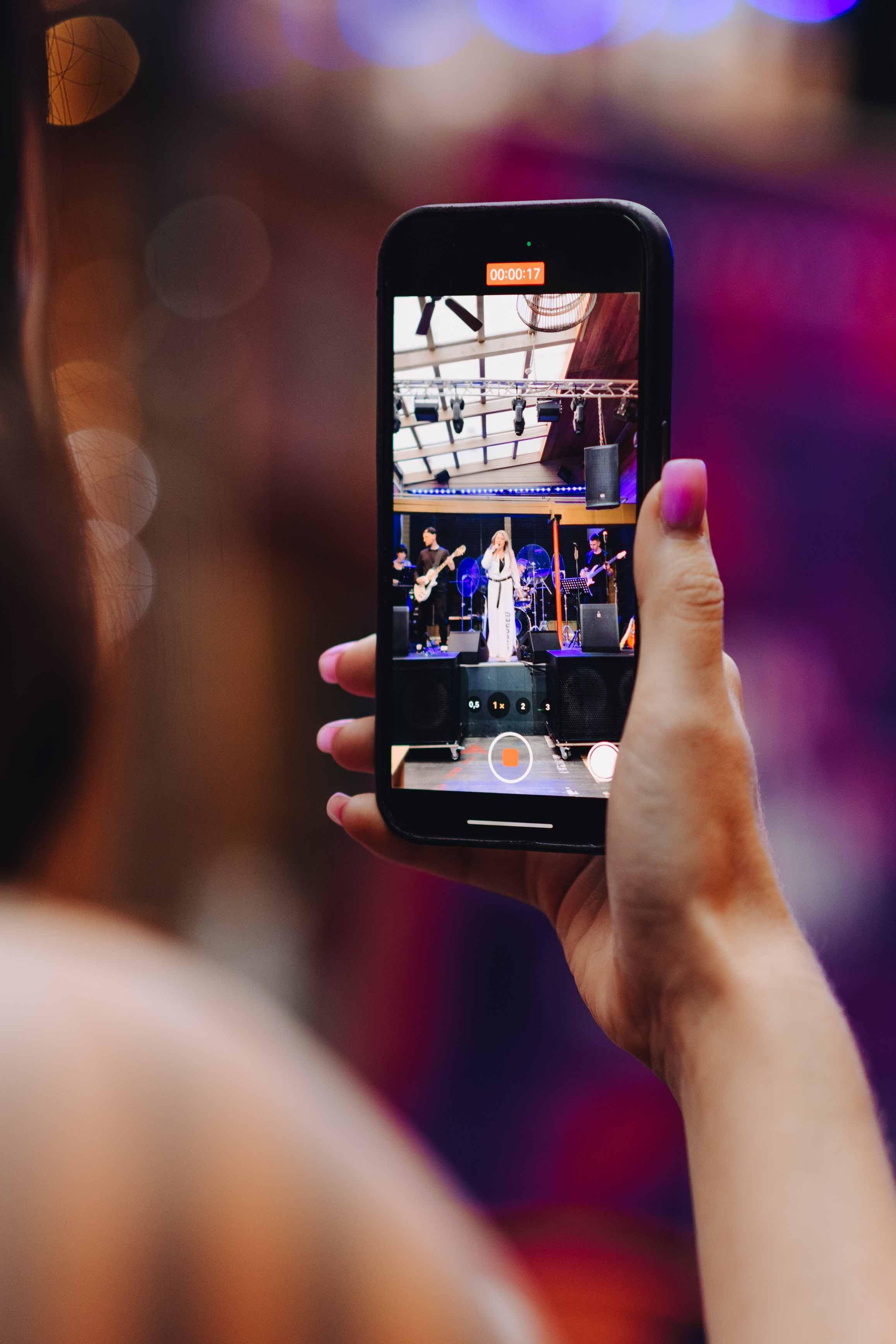 Концерт «Английский лётчик» от вокальной школы «Сигнон»