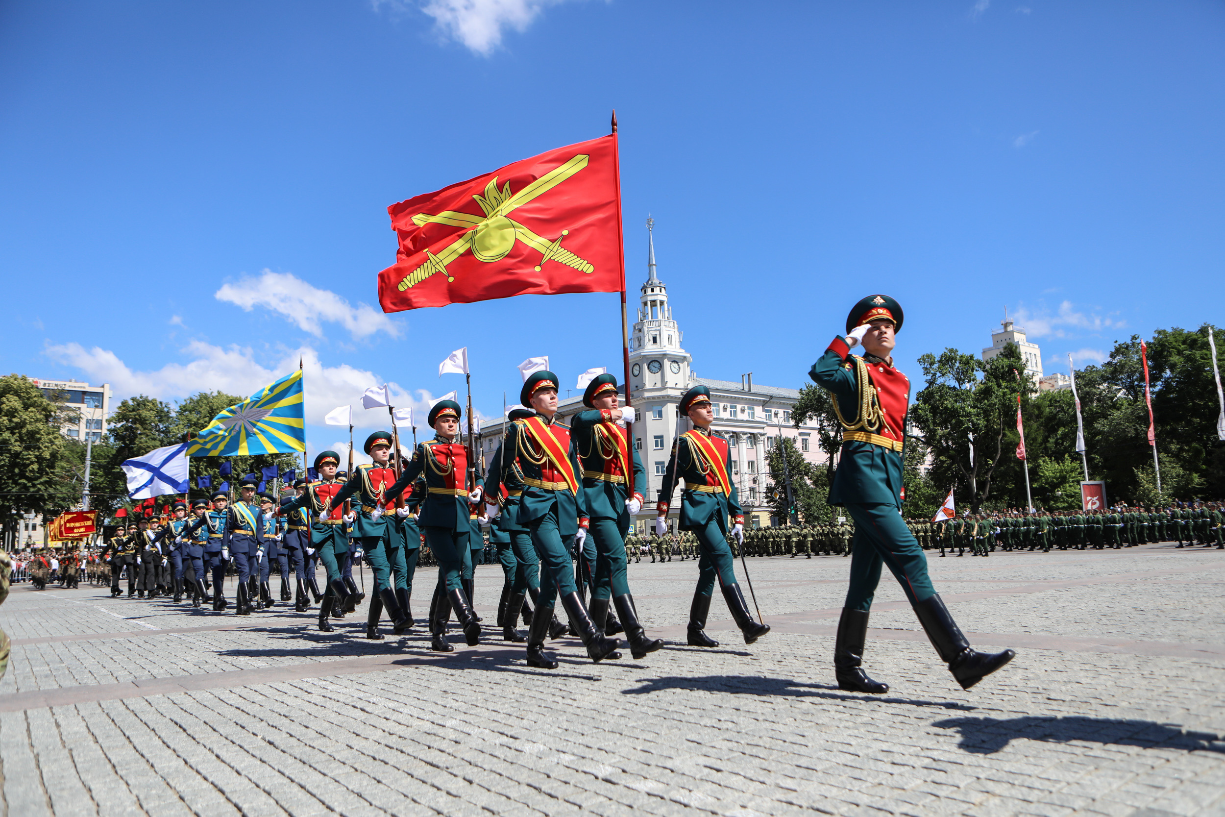 Фоторепортаж с воронежского Парада к 75-тилетию Победы. Porto Photographer Kristina Brazhnikova