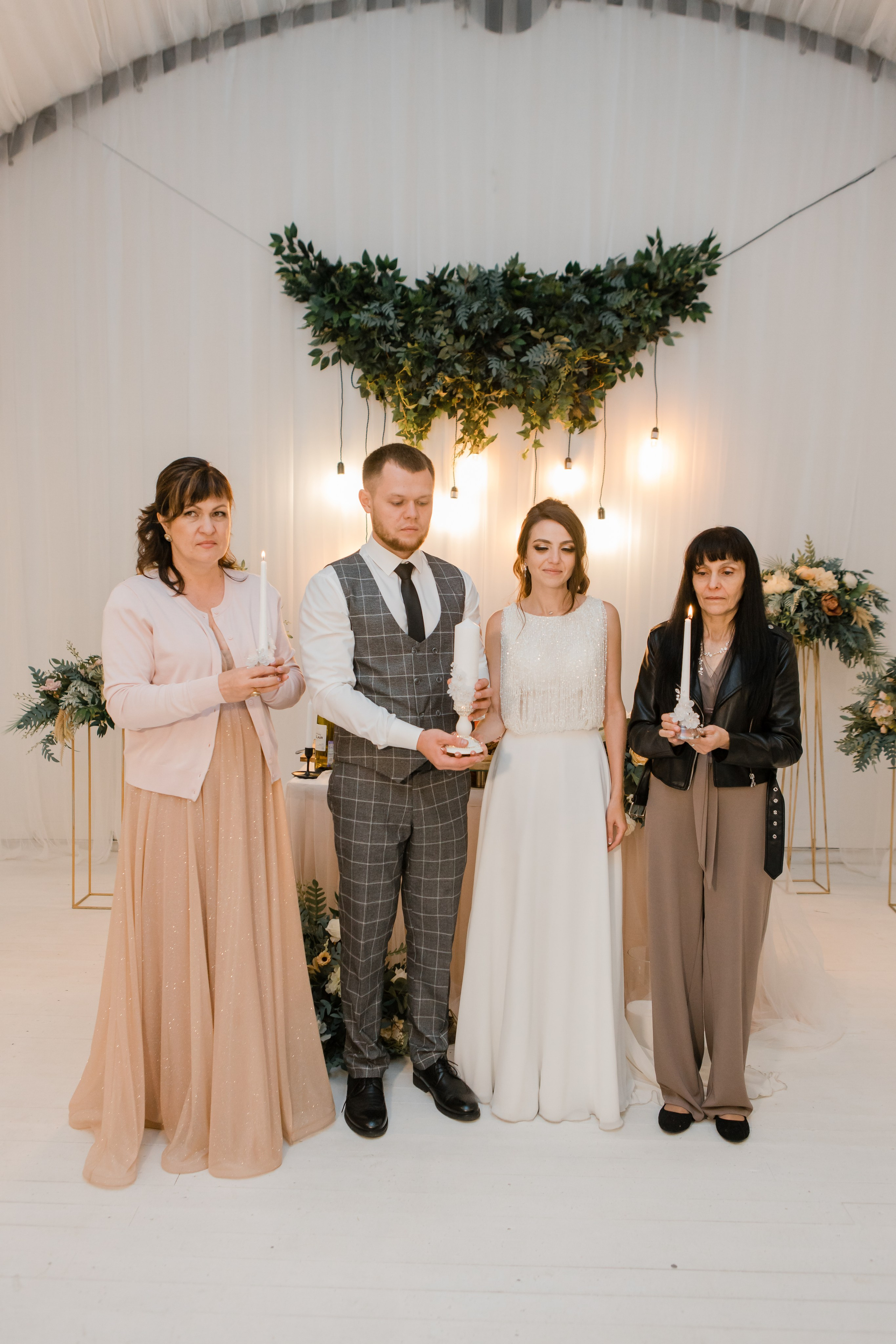 Свадебная фотосессия Сергея и Татьяны. Наша свадебная сказка. Видеосъемка и фотосъемка свадеб. Фотограф и оператор на свадьбу. Видеосъемка подкастов, собственная видео-фотостудии. Предметная фотосъемка