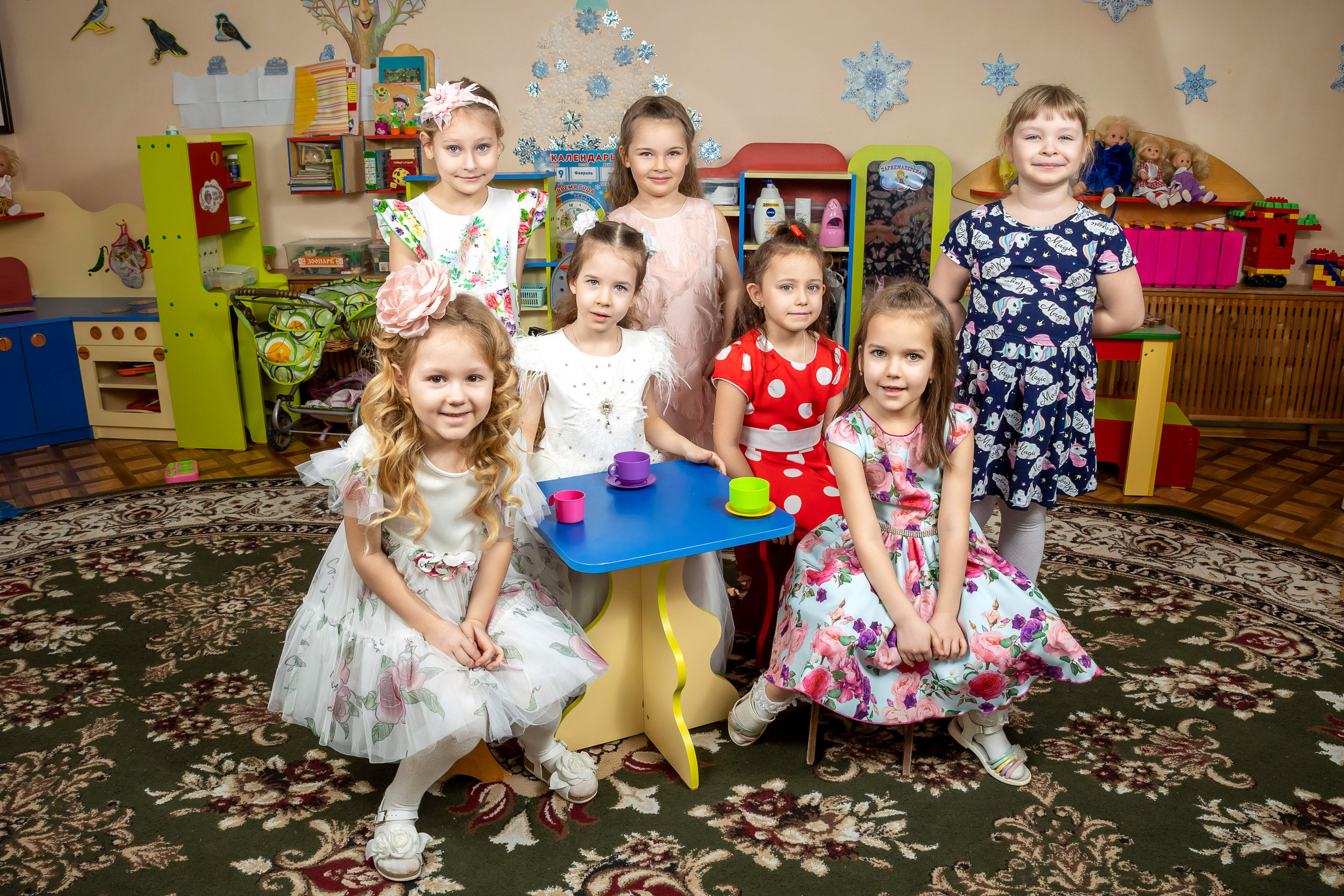 Групповые фотографии, фото с лучшим другом. Школьный и детсадовский фотограф Москва. Детский фотограф