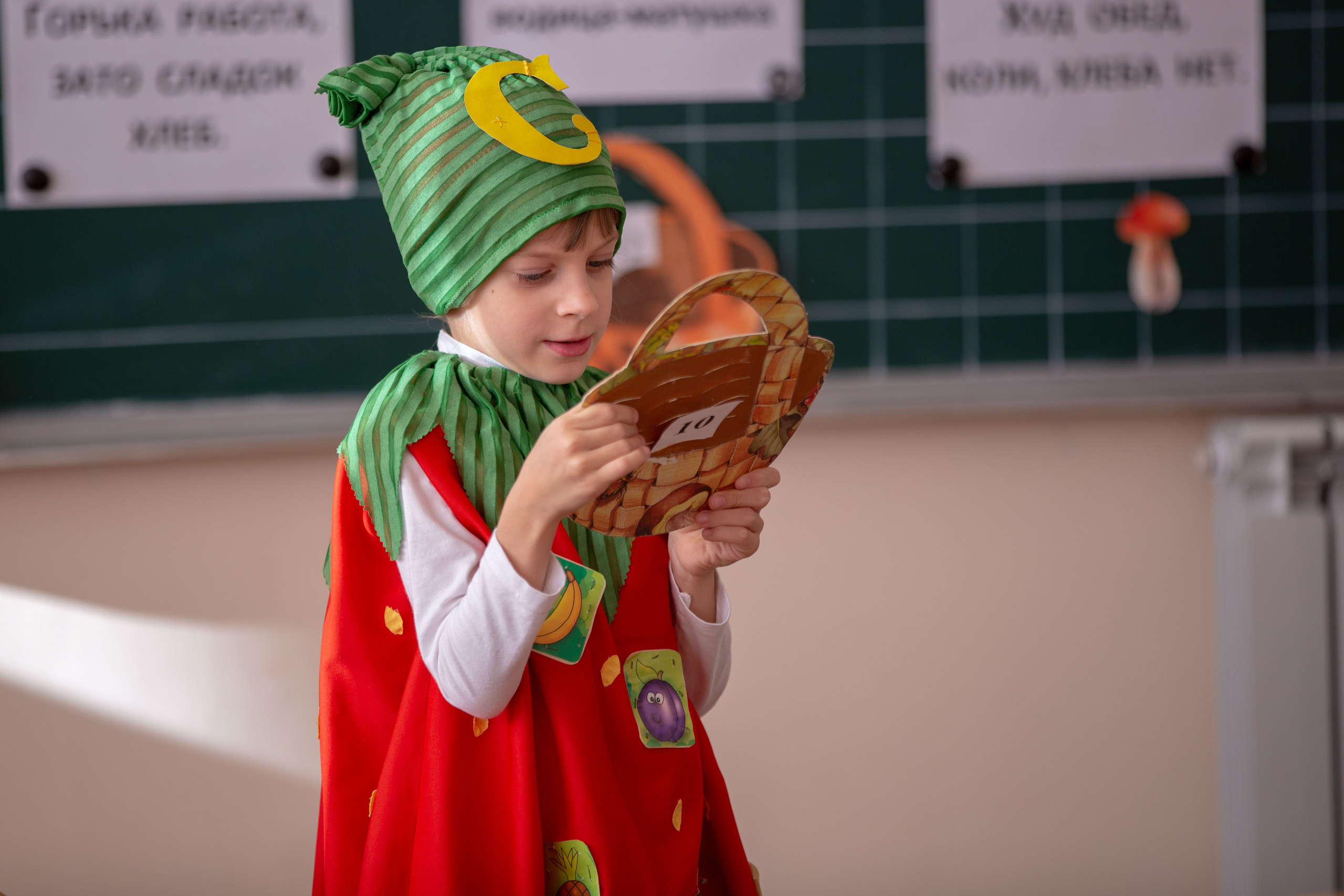 Праздник в школе. Школьный и детсадовский фотограф Москва. Детский фотограф