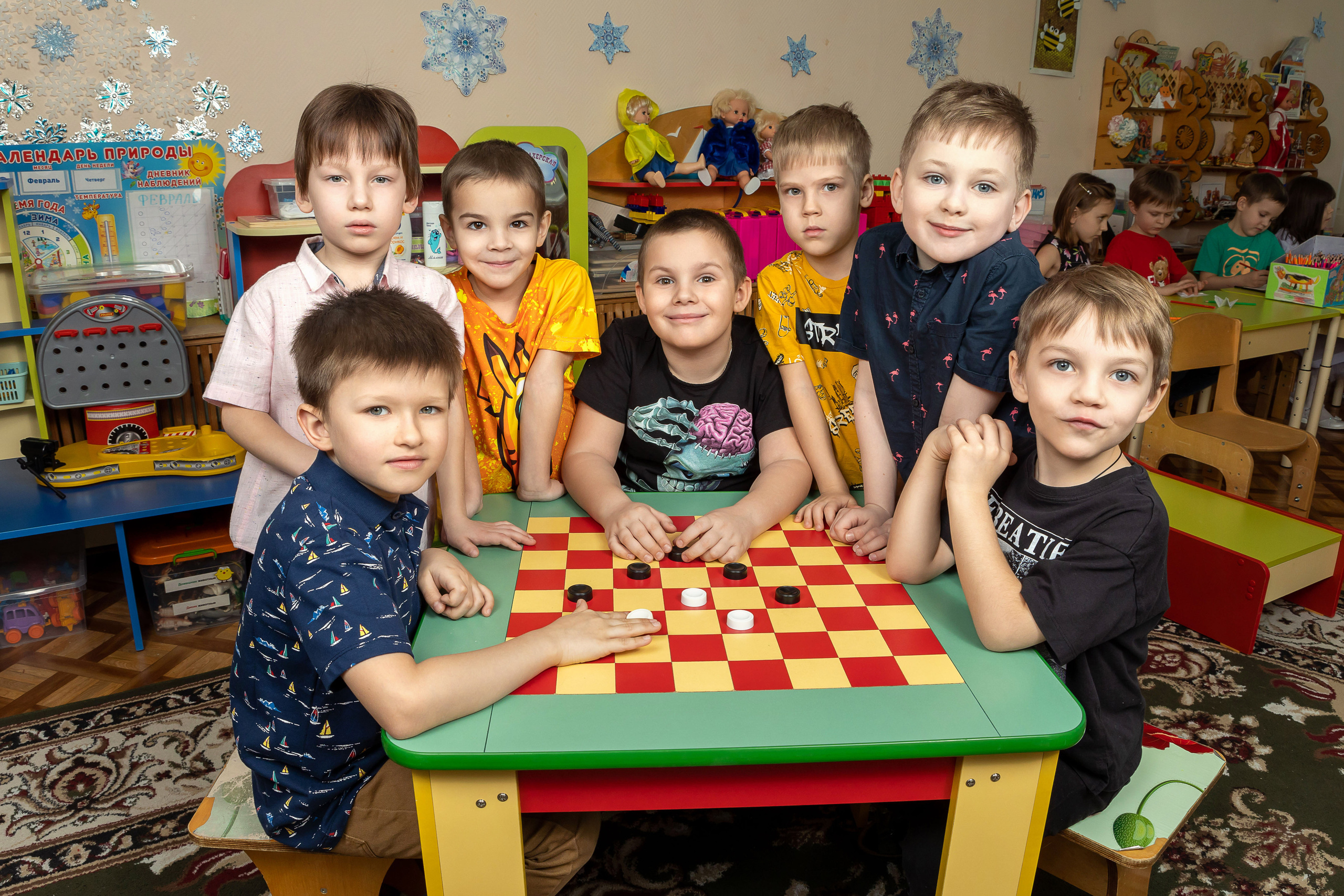 Групповые фотографии, фото с лучшим другом. Школьный и детсадовский фотограф Москва. Детский фотограф