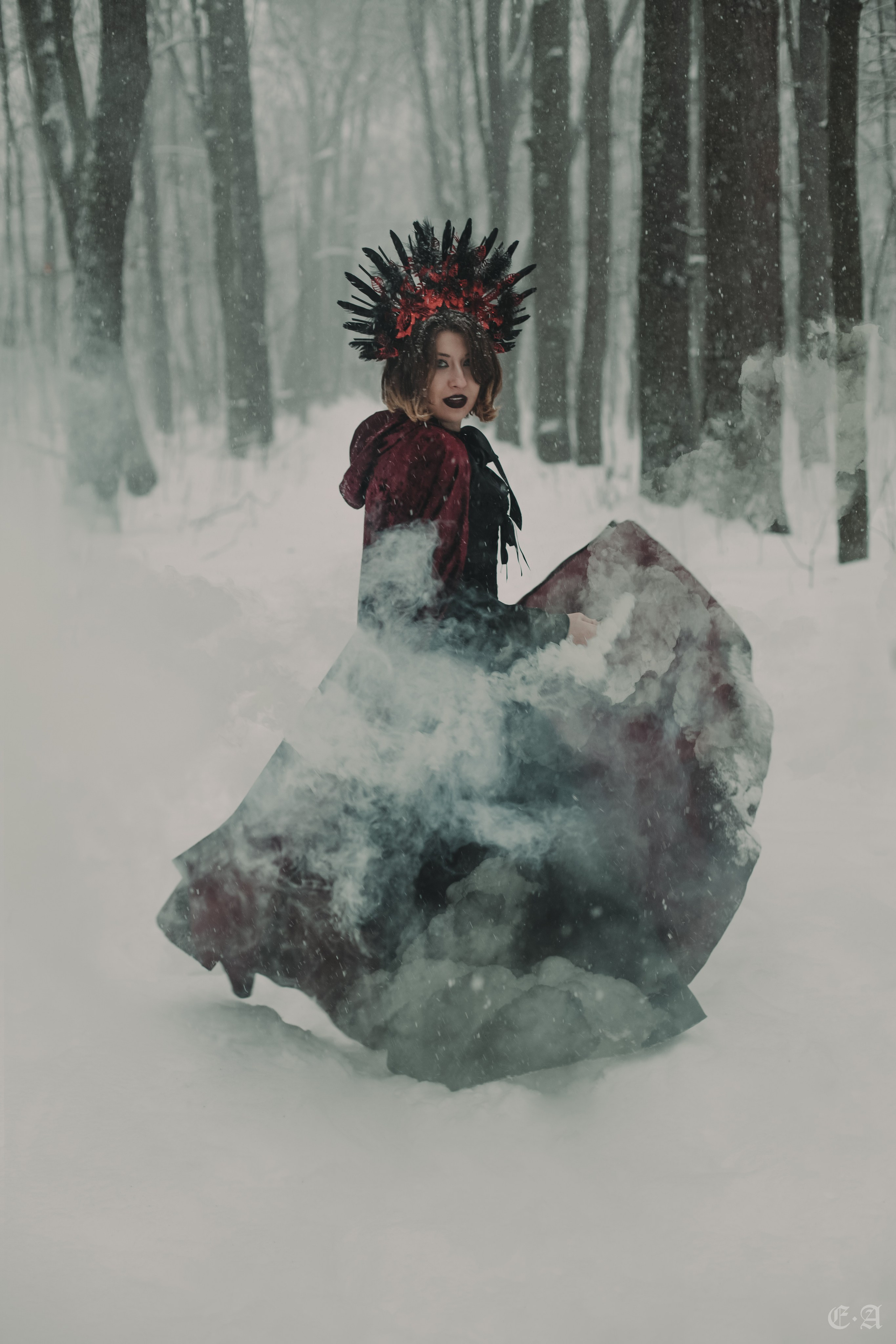 Зимняя сказка для Witch Light. Фотограф Ellairen