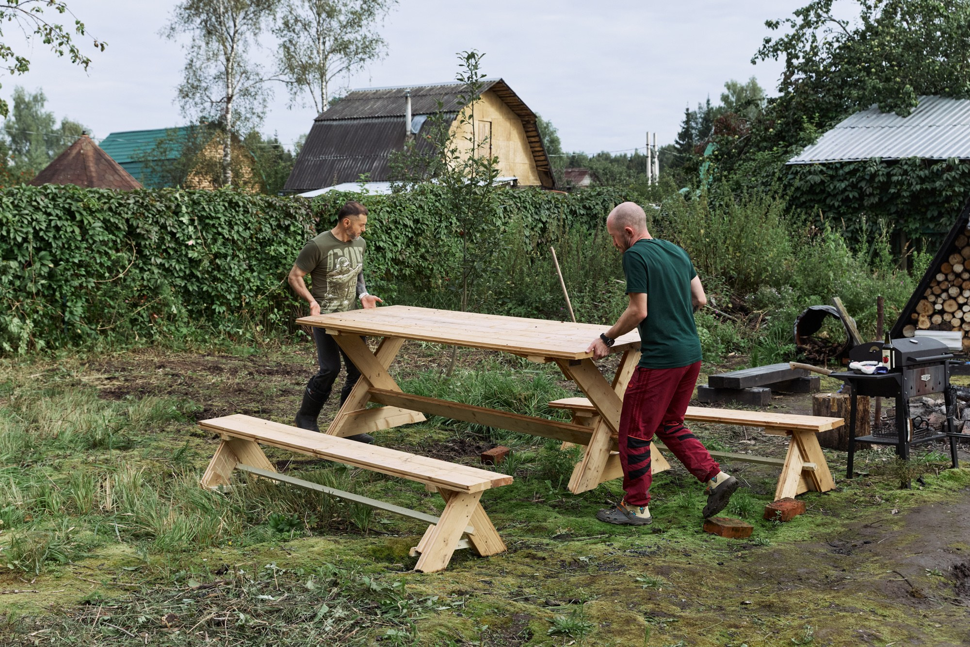 Фотограф на детский день рождения в Москве и Подмосковье: репортажная съемка живых эмоций на даче. Контентный и репортажный фотограф Виталий Кулешов | Москва