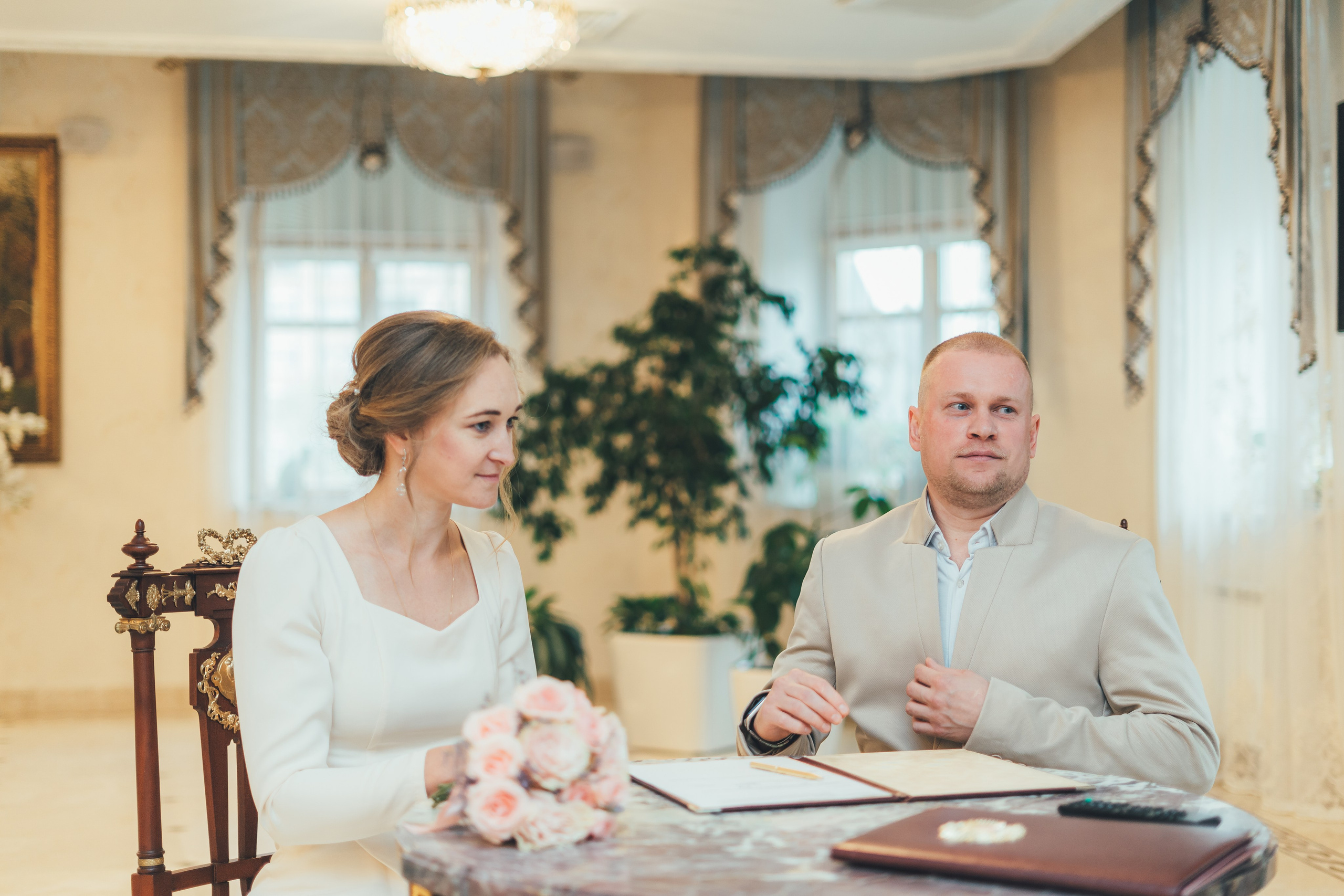 Ирина и Дмитрий, ЗАГС у Матроны Московской. Наталья Дукалова фотограф Щелково Королев Пушкино Москва Балашиха