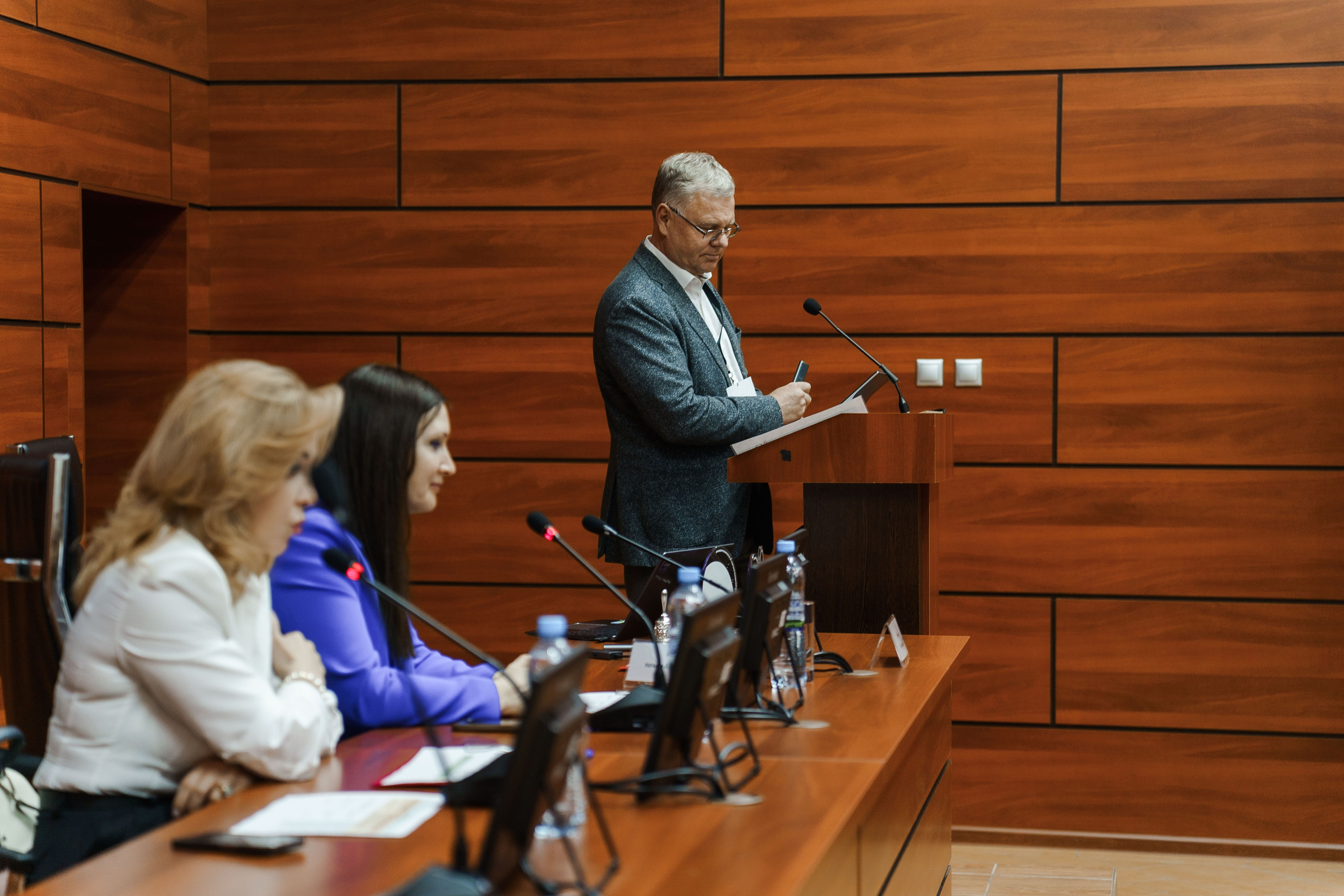 СПИКЕРЫ. PRO-AGELESS