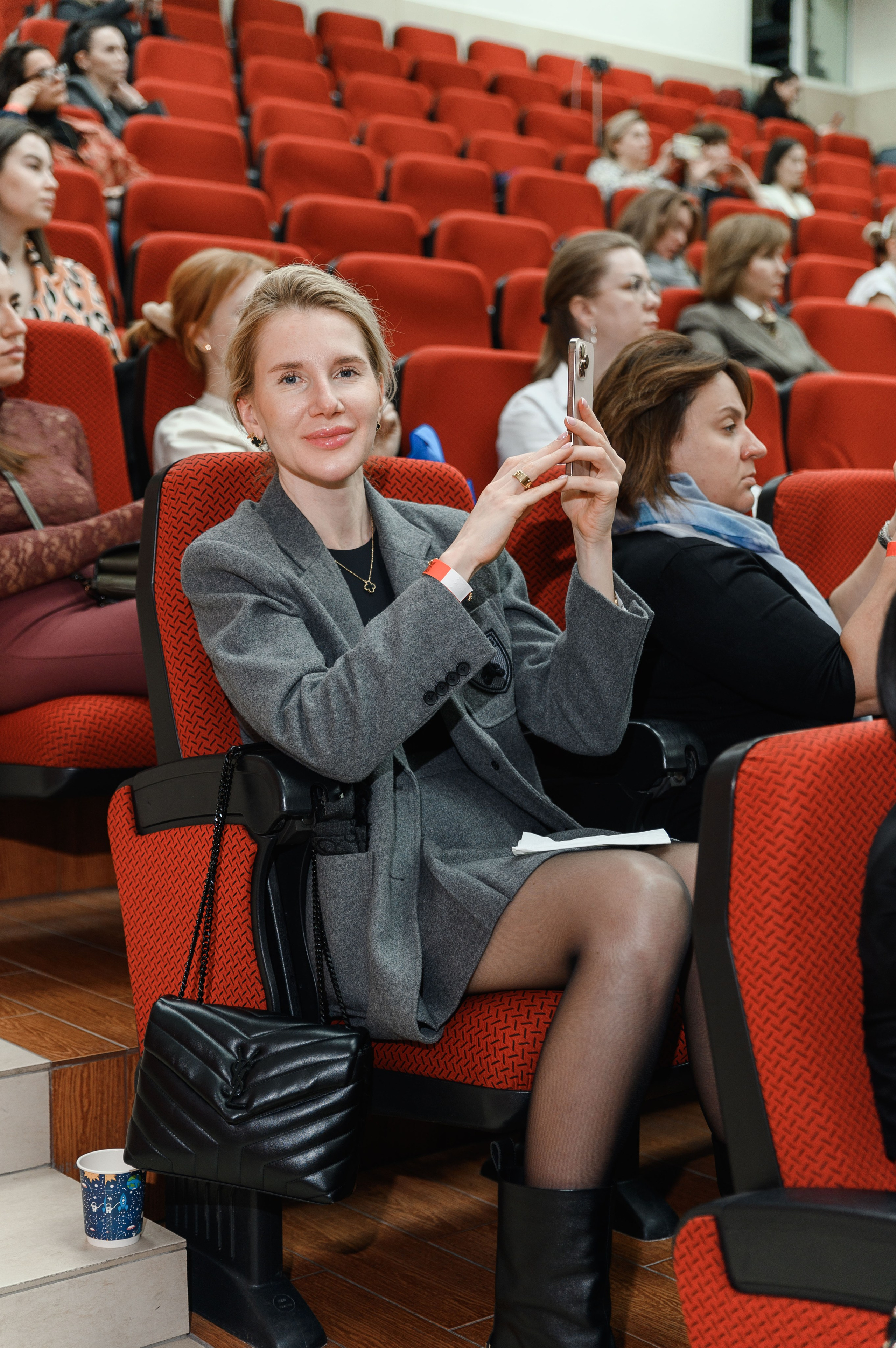 СЛУШАТЕЛИ. PRO-AGELESS