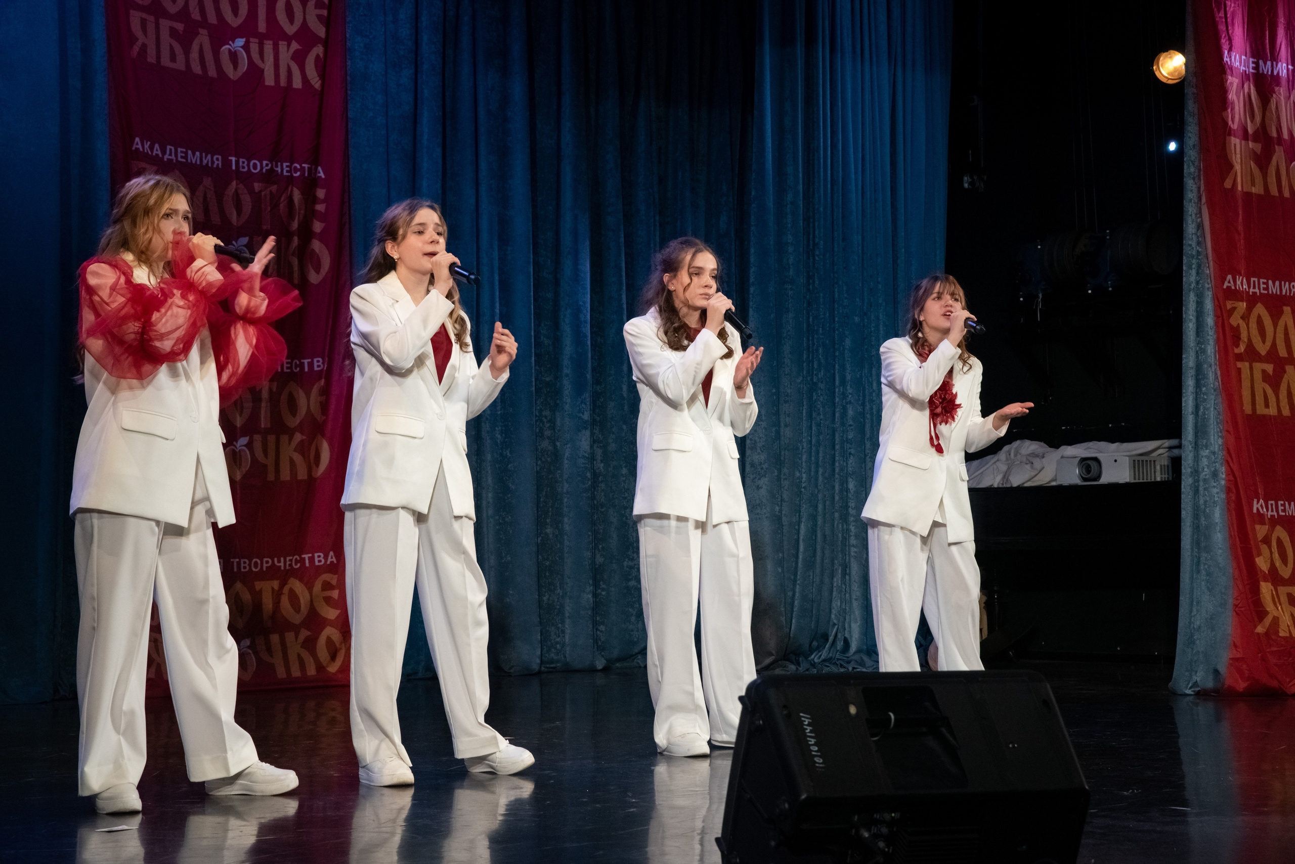 7 декабря, г. Выборг. Золотое яблочко