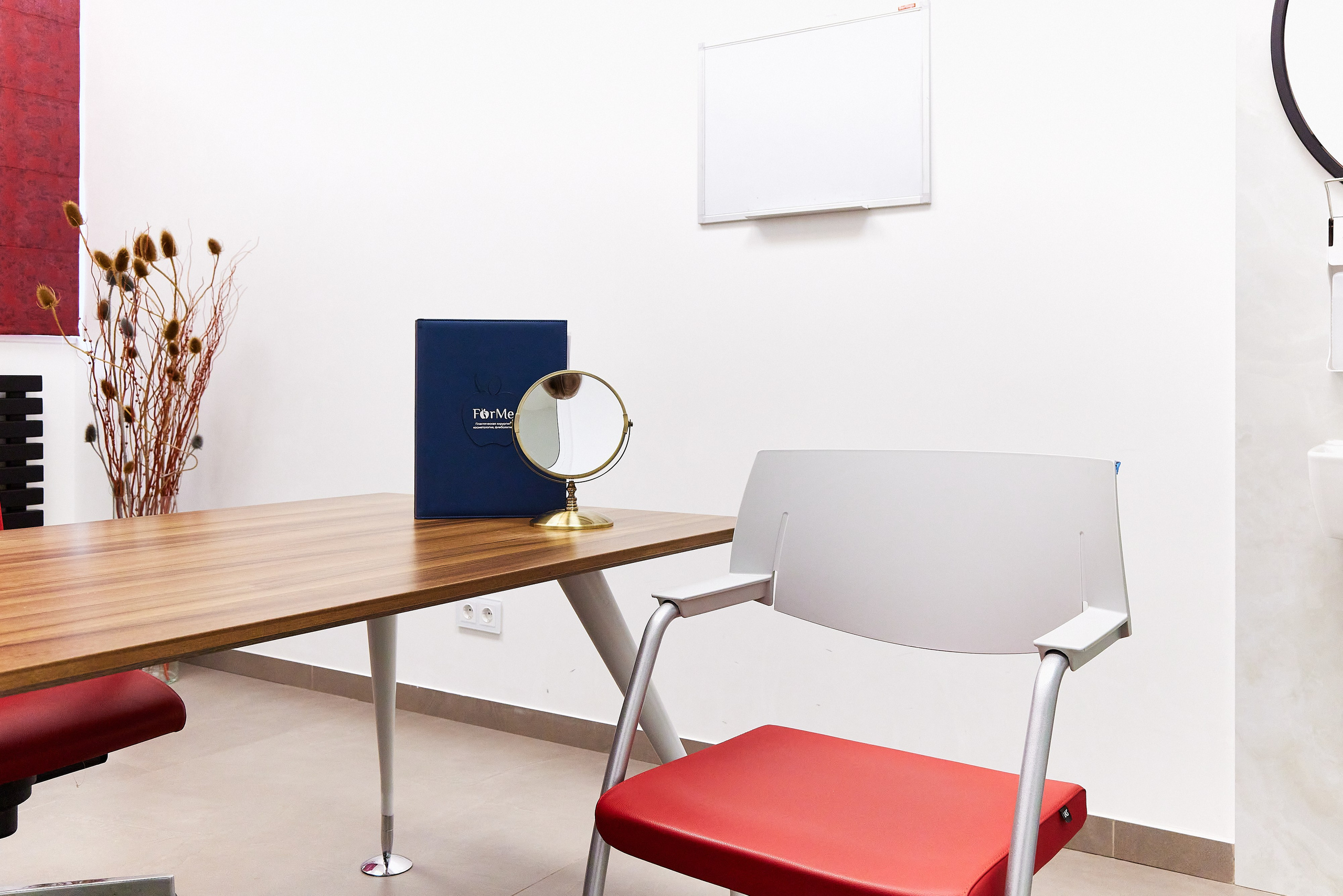 Кабинет пластического хирурга Екимова С. Фотограф Анастасия Леонтьева Санкт-Петербург