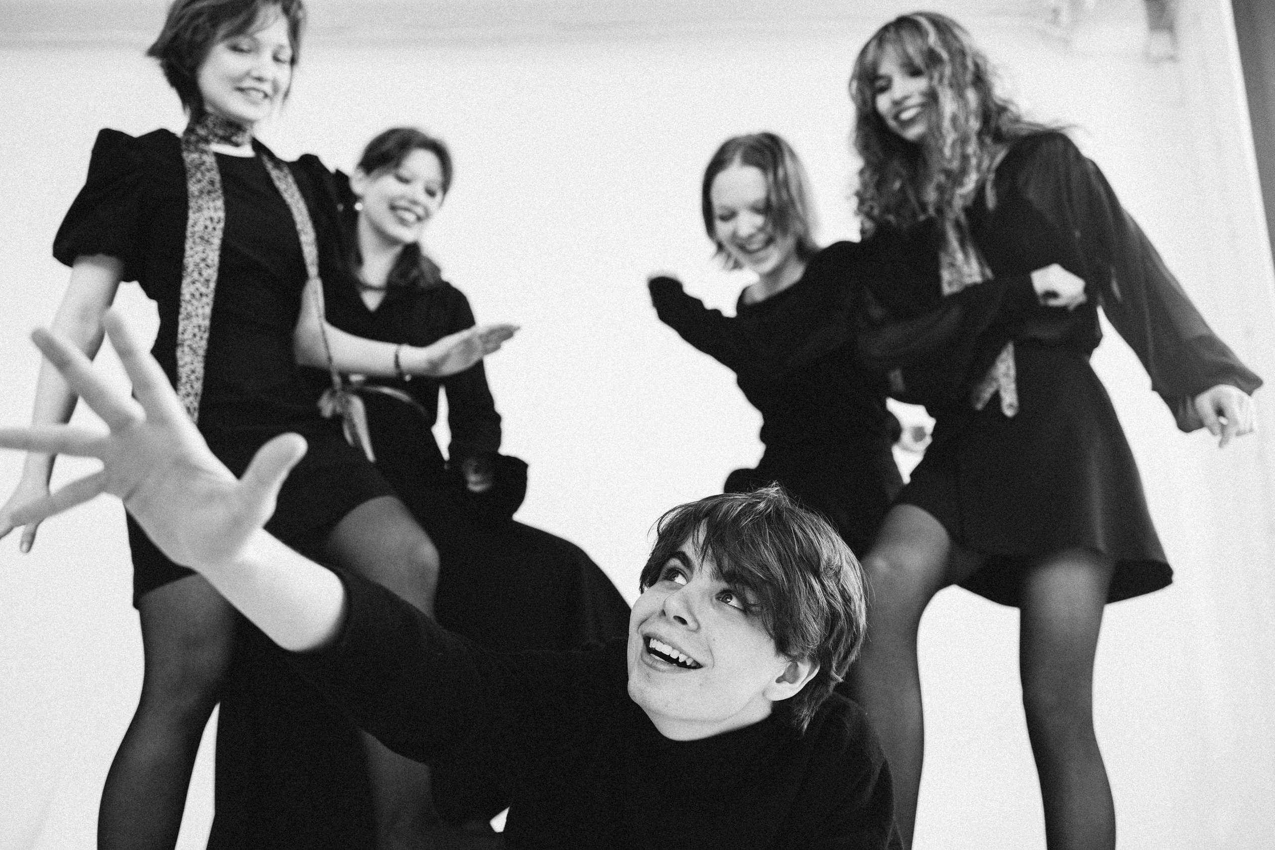 Фотосессия выпускного класса. Фотограф Артем Бросов в Санкт-Петербурге и Дубае