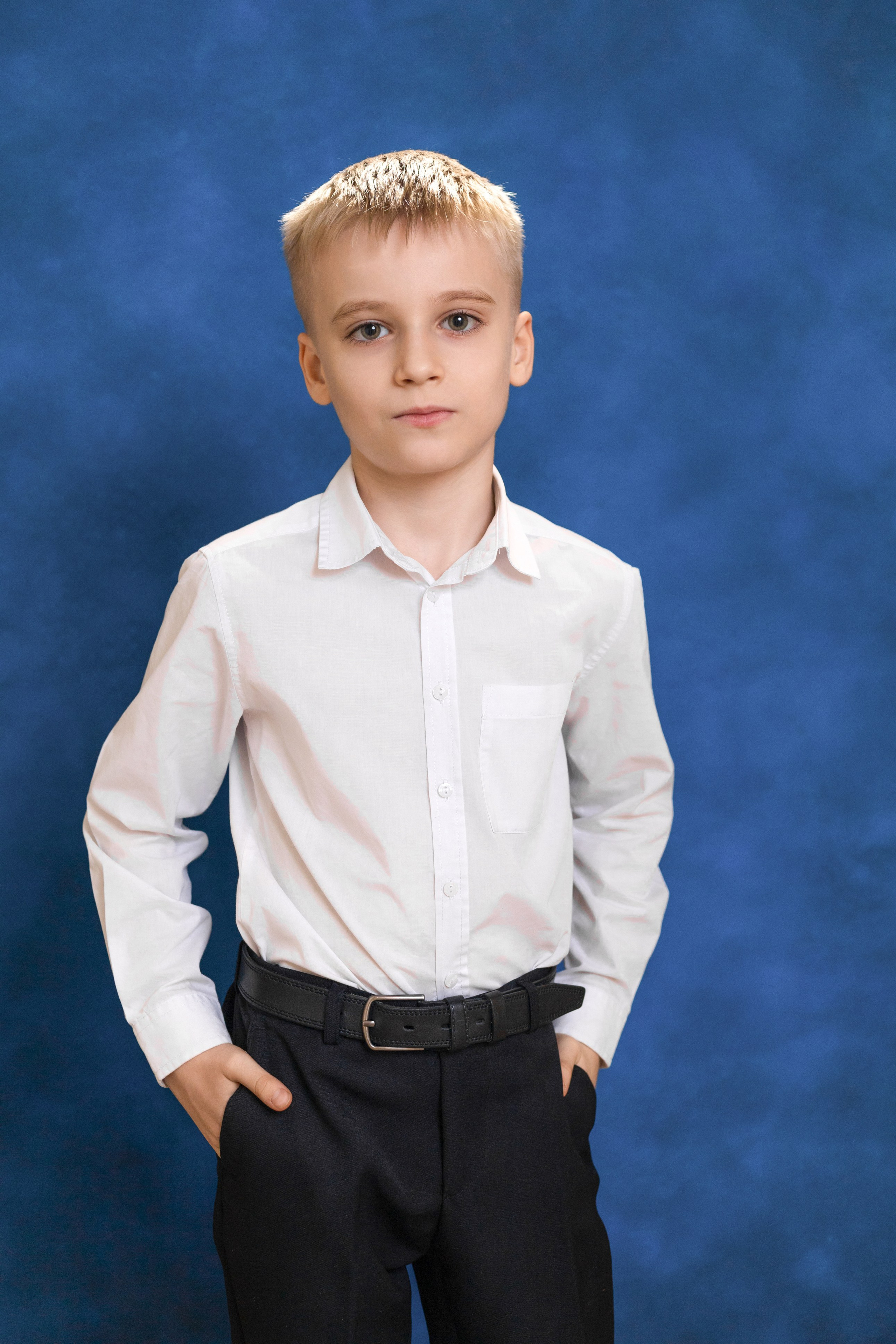 Выпускной альбом «История». Выпускные альбомы в Тюмени для школ, садов, вузов спортивных секций