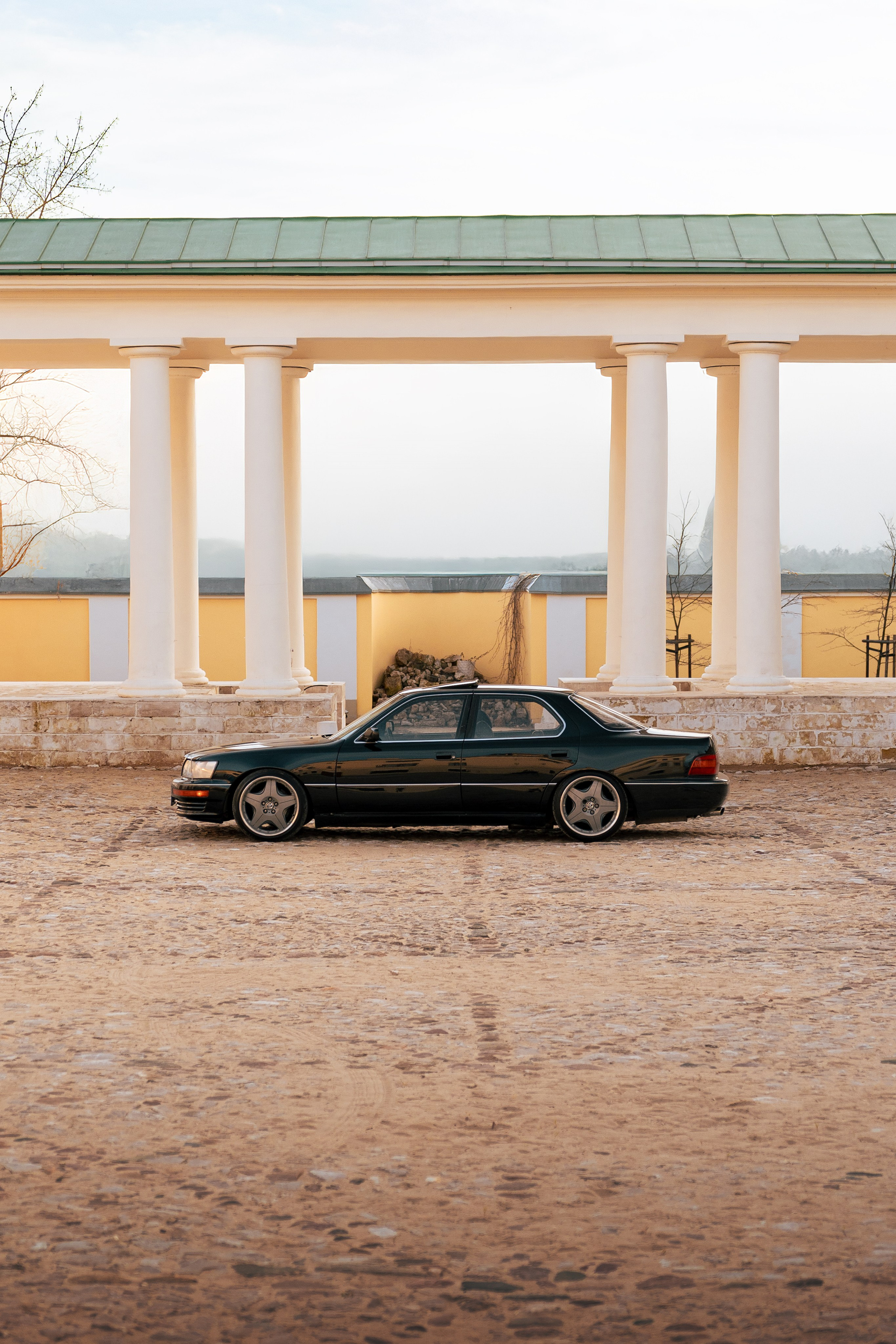 Фотографии Lexus LS400