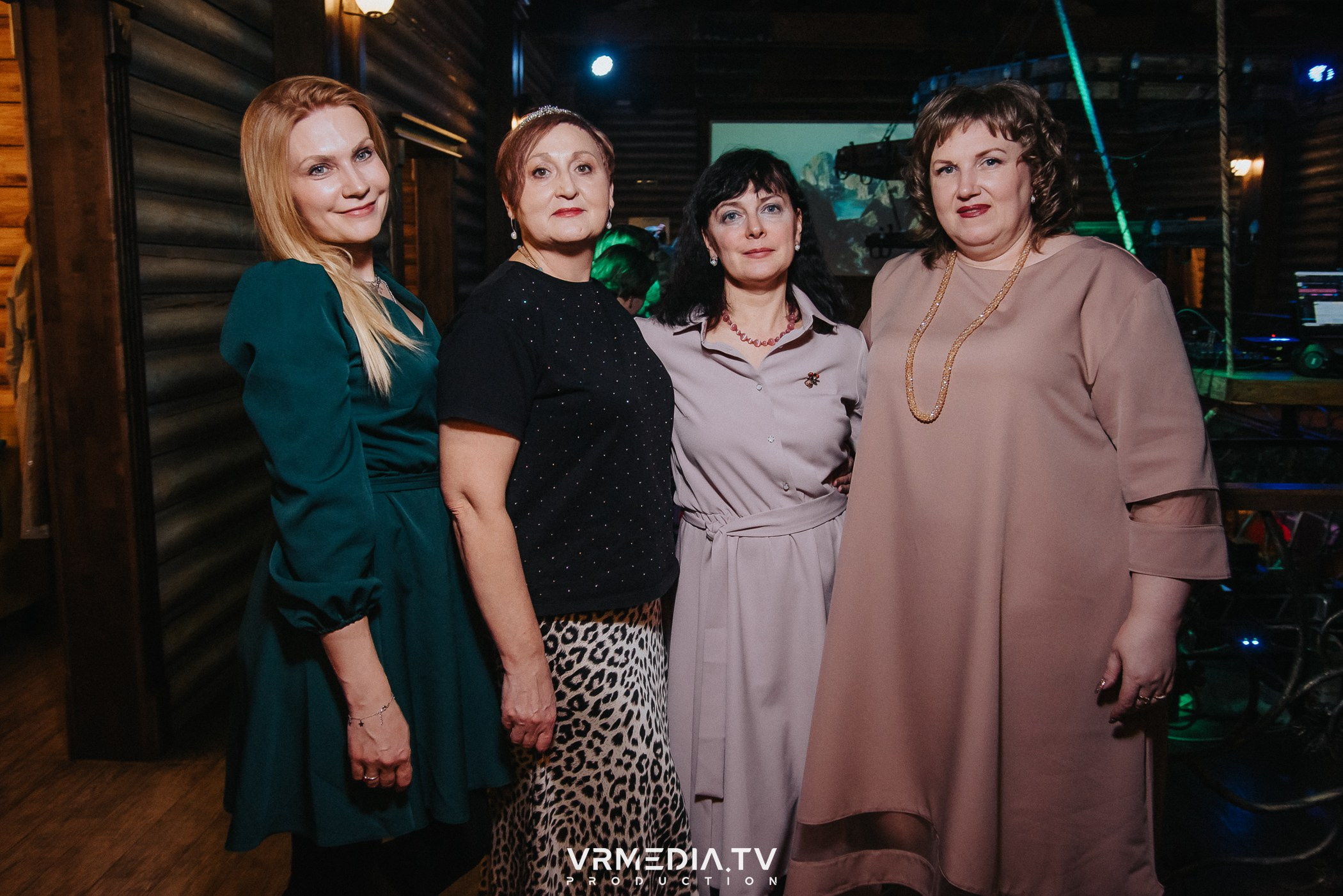 Новогодний вечер «У Петровича»