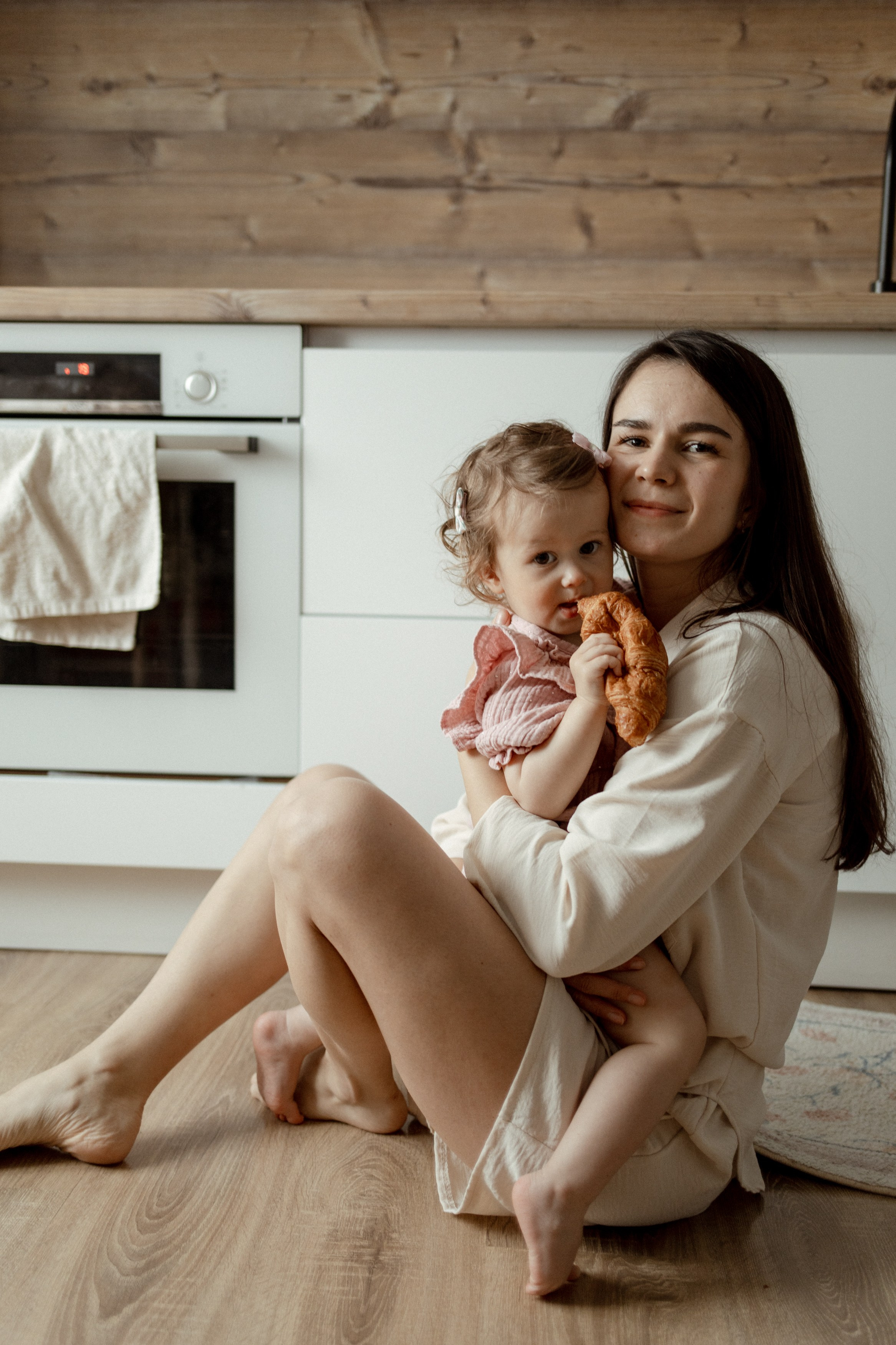 Домашняя фотосессия мама и дочка. Семейный фотограф Челябинск