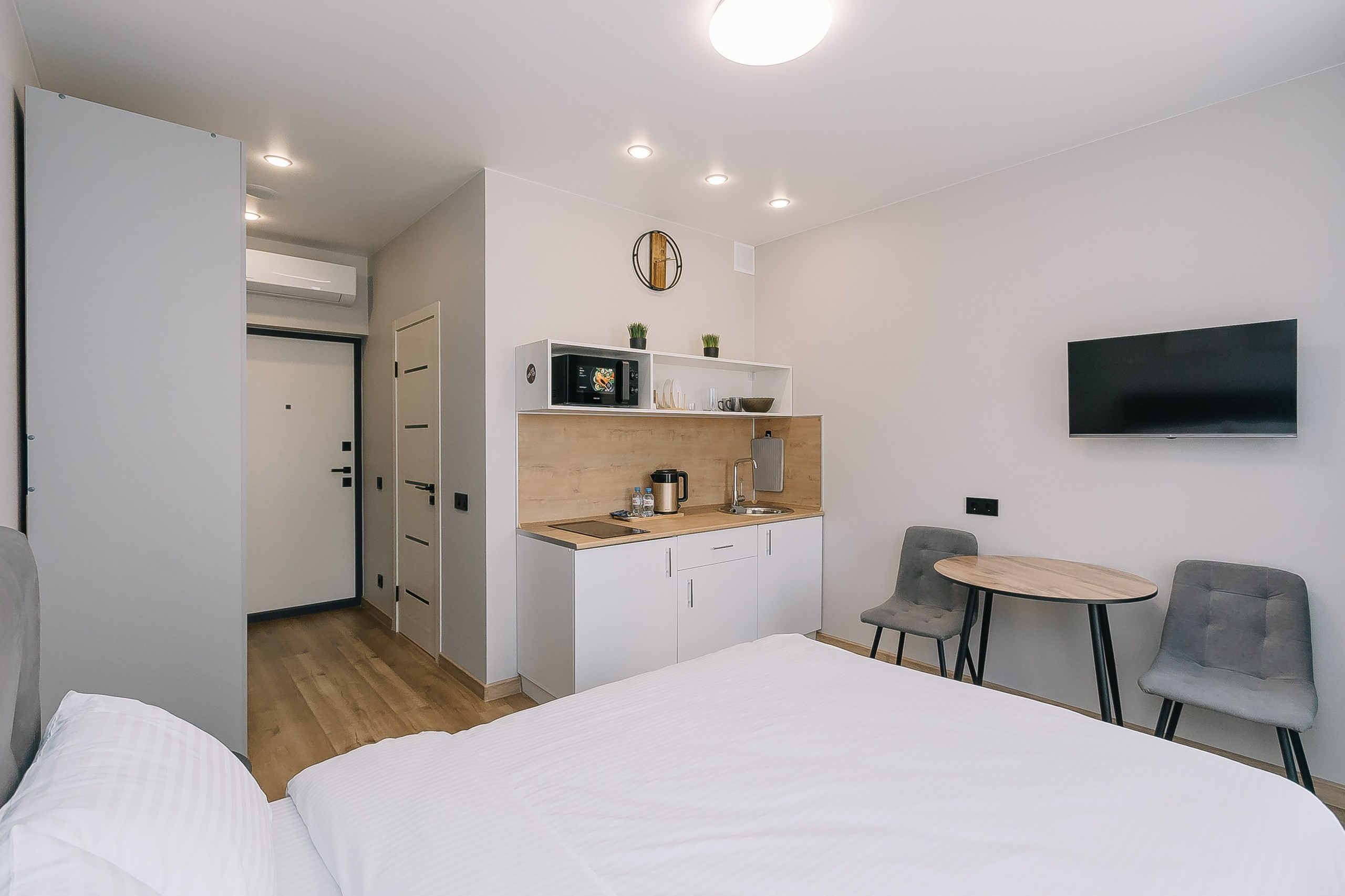 Апартаменты. Свадебный и репортажный фотограф в Новосибирске Матлак Дарья