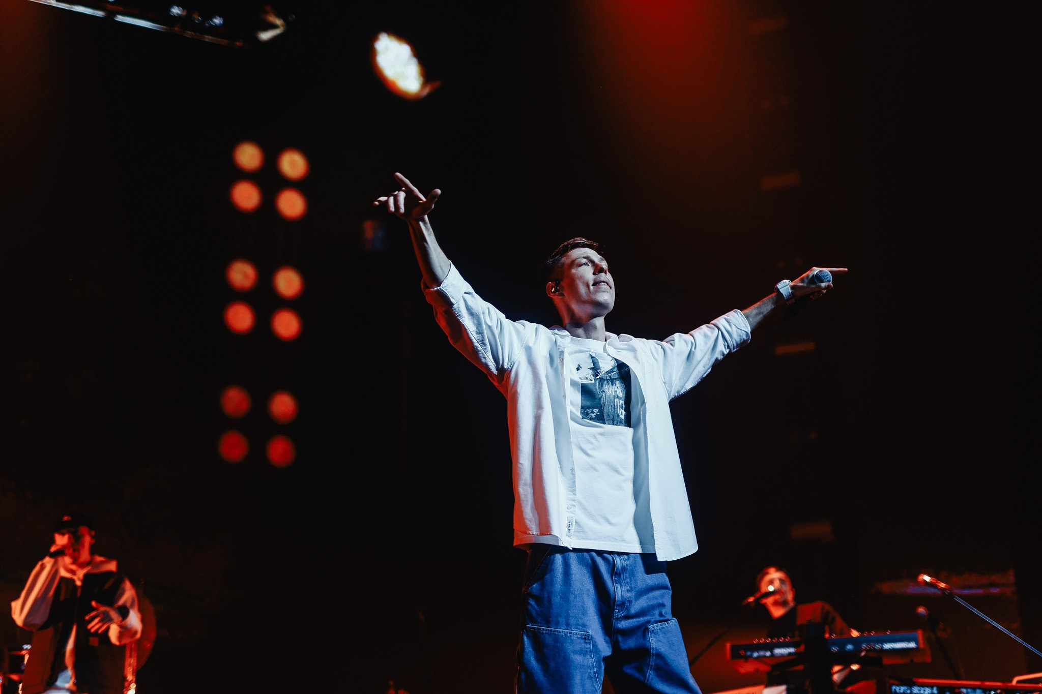 DABRO @CROCUS CITY HALL