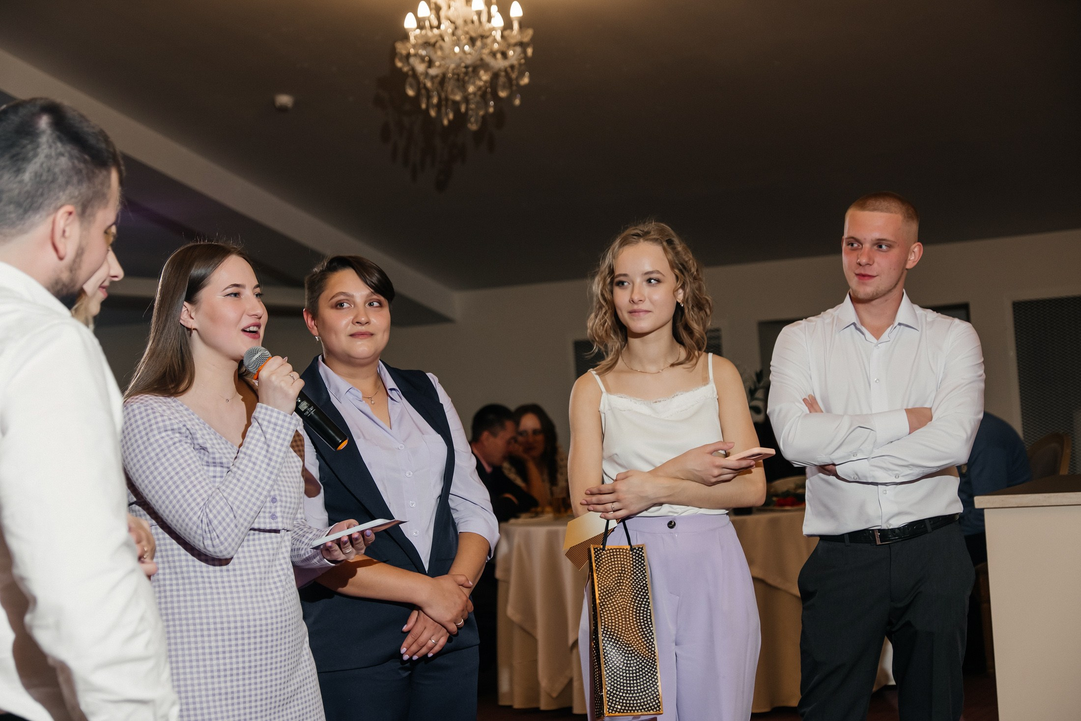 Свадебный фотограф — стильная и эмоциональная съемка вашего дня | Анна Кораблик. Свадебный фотограф в Екатеринбурге — заказ профессиональной фотосесии, все виды фотосъемки