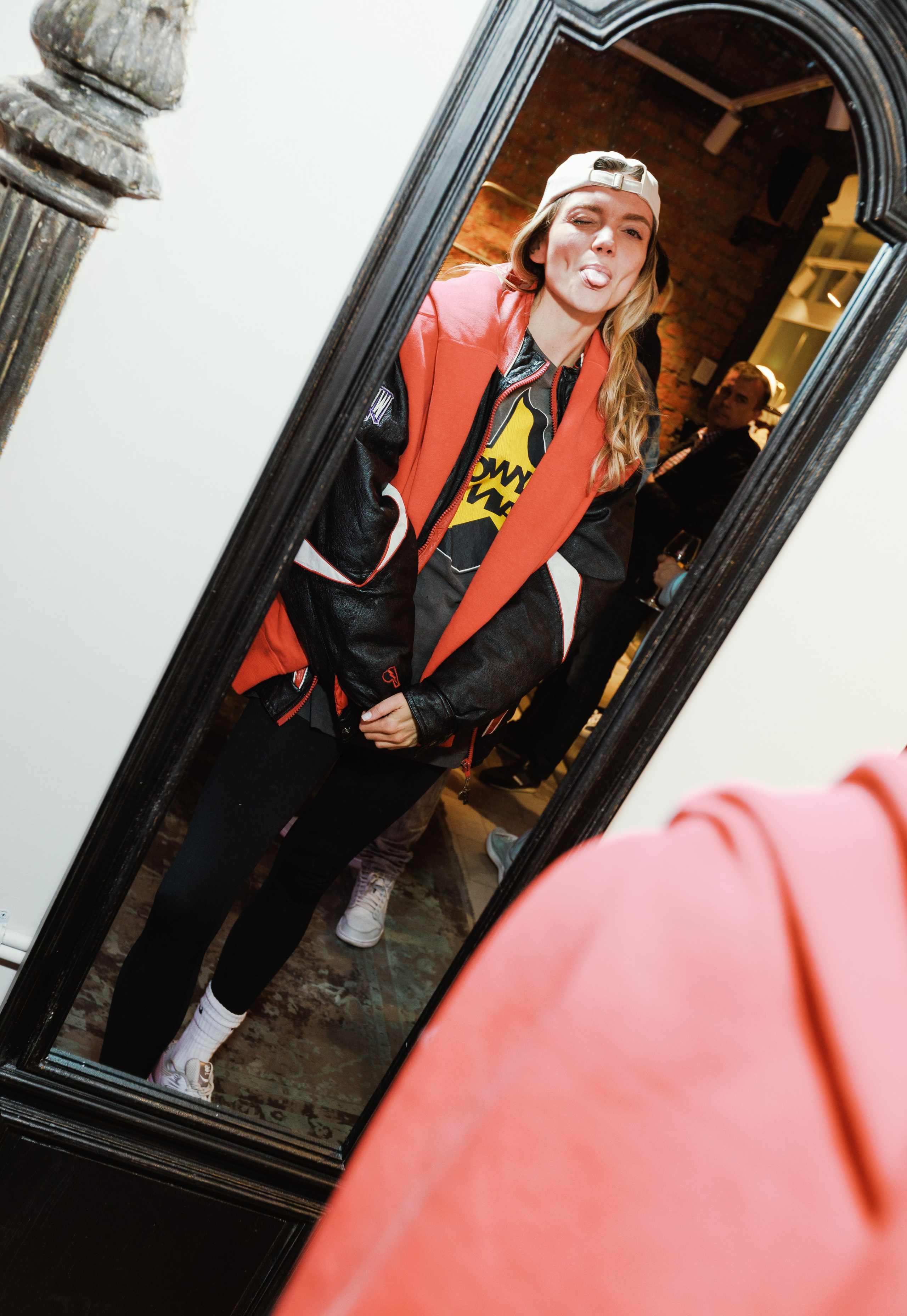 Открытие ≪Олово≫. Портретный и ивент-фотограф в Москве