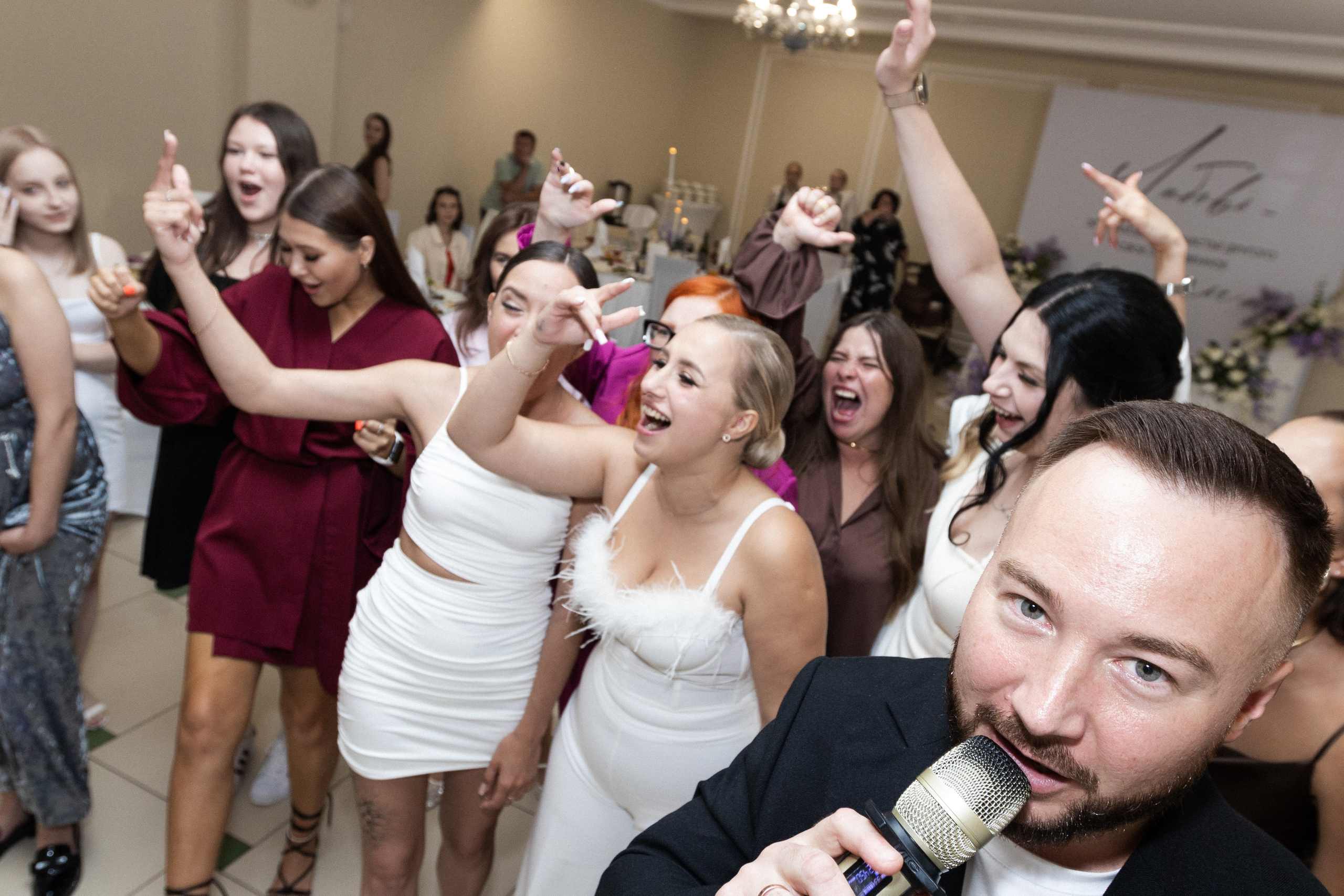 Свадебный репортаж. Свадебный и репортажный фотограф Максим Вакс. Съемка любых мероприятий в Екатеринбурге