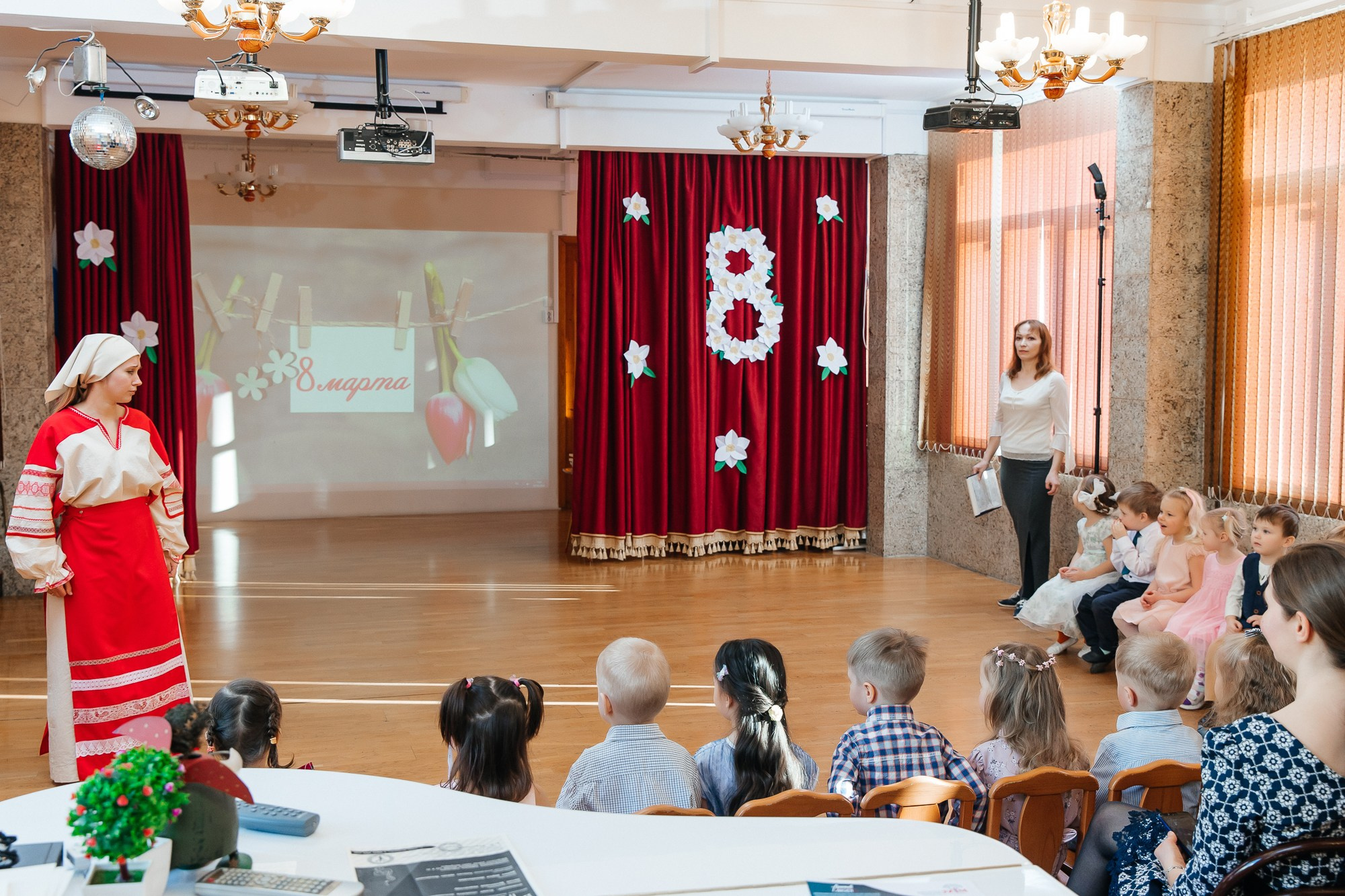 Детский сад № 93 — Утренник (07.03.2023). Свадебный и семейный фотограф Крамар Наталья