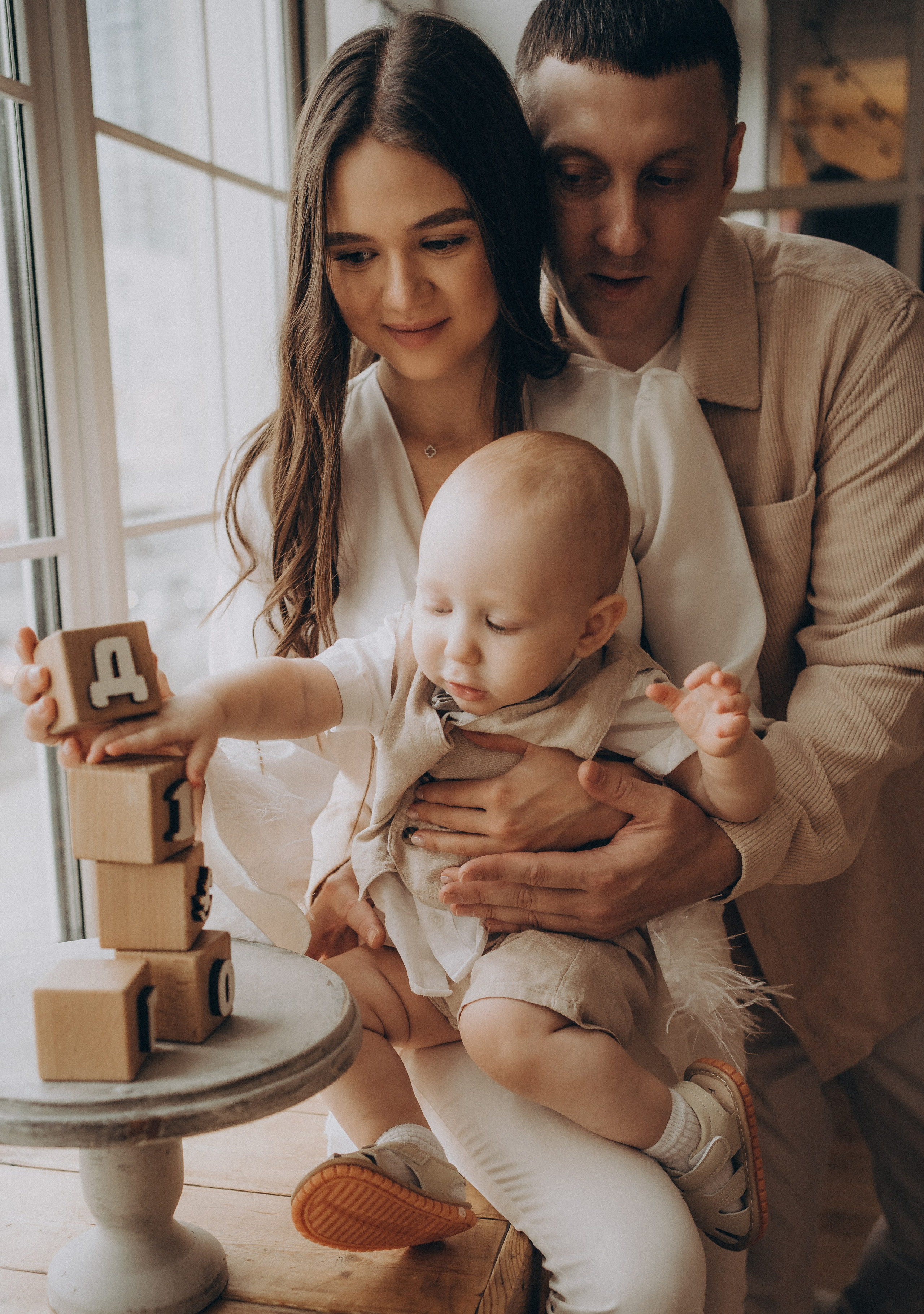 Любовь здесь. Главная