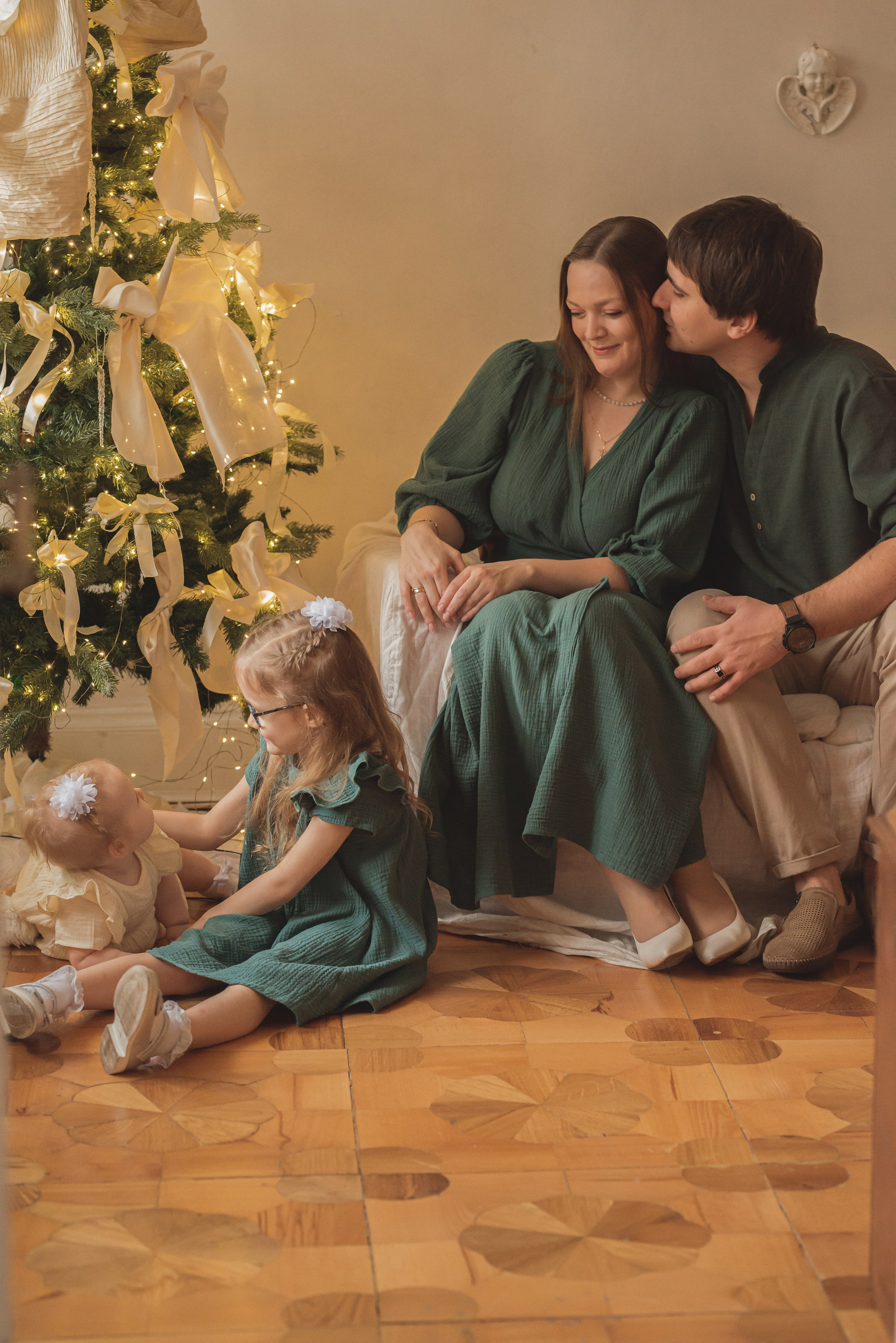 Паша, Юля, Кира и Верочка. Фотограф Таинств Крещения и Венчания в г. Курске