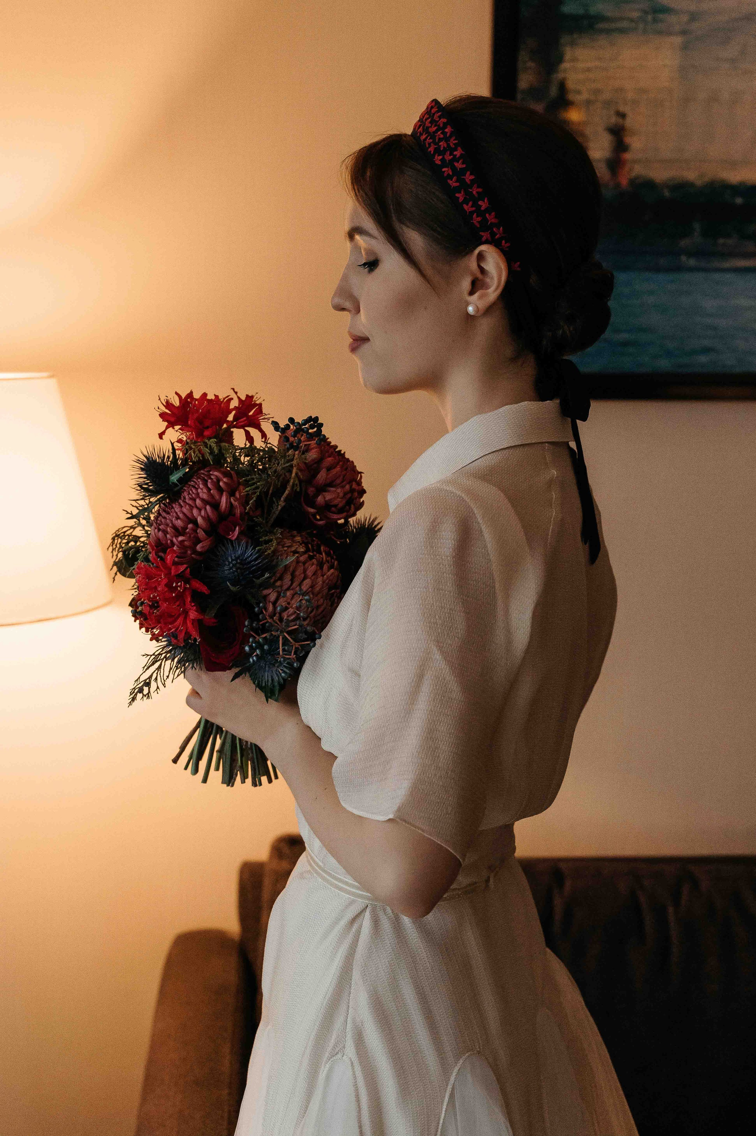 Утро невесты в гостинице. Свадебный и семейный фотограф в Котласе Никита Попов