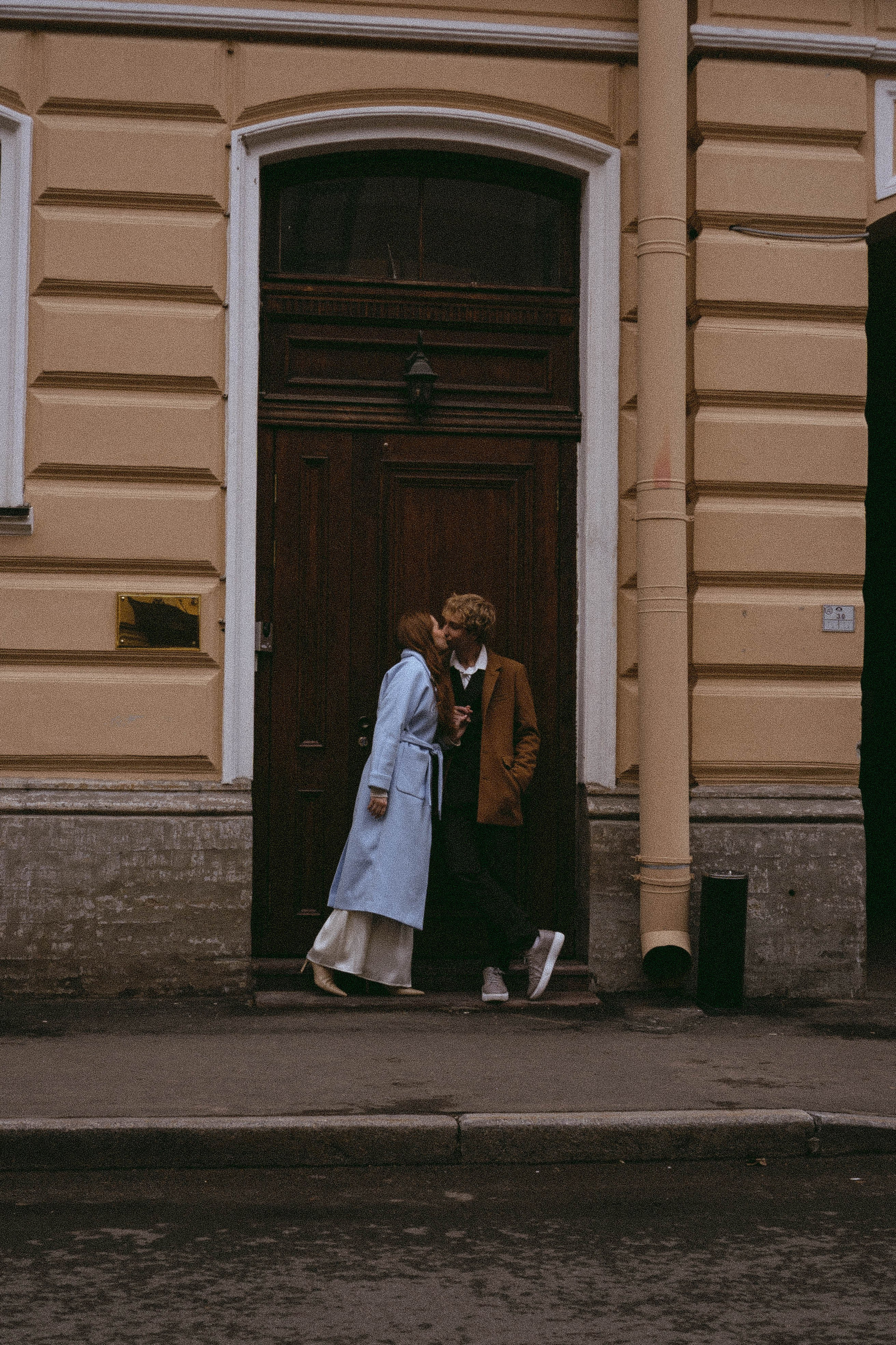 СВАДЕБНАЯ ПРОГУЛКА ПО ПЕТРОГРАДКЕ ВЕСНОЙ (ФОТОСЕССИИЯ ПАРЫ СВАДЕБНАЯ). Профессиональный фотограф, Санкт-Петербург — Виктория Богомолова