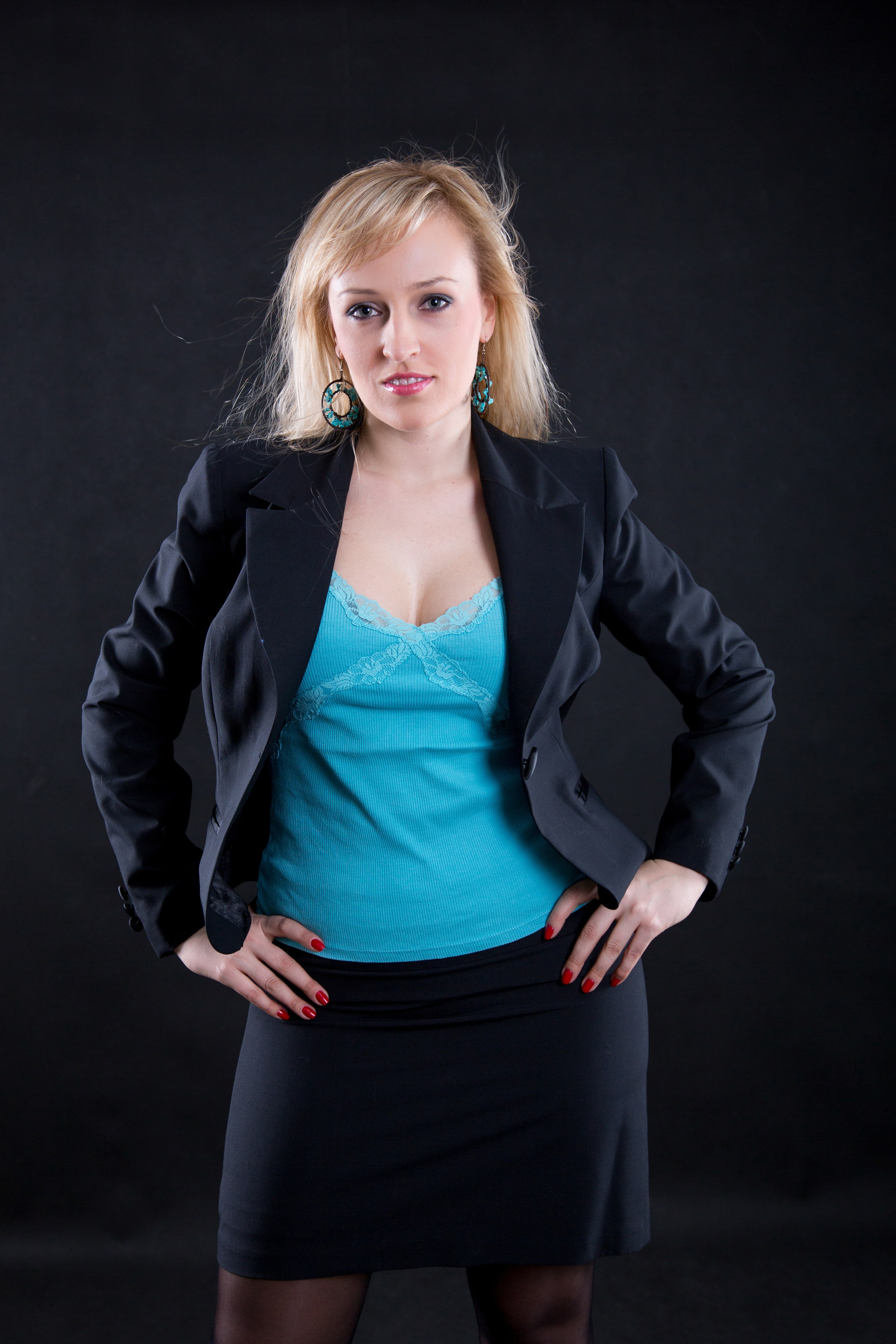 Съемка в студии красивой девушки в Воронеже. Свадебный и семейный фотограф в Воронеже Андрей Валин